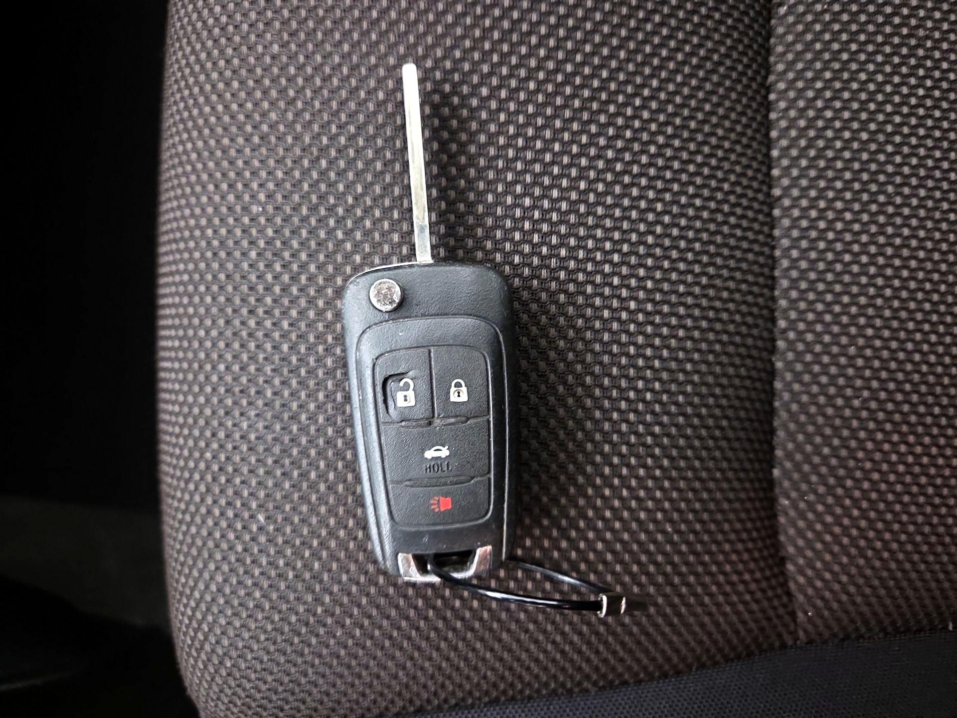 Thumbnail: 2015 Chevrolet Cruze - 20