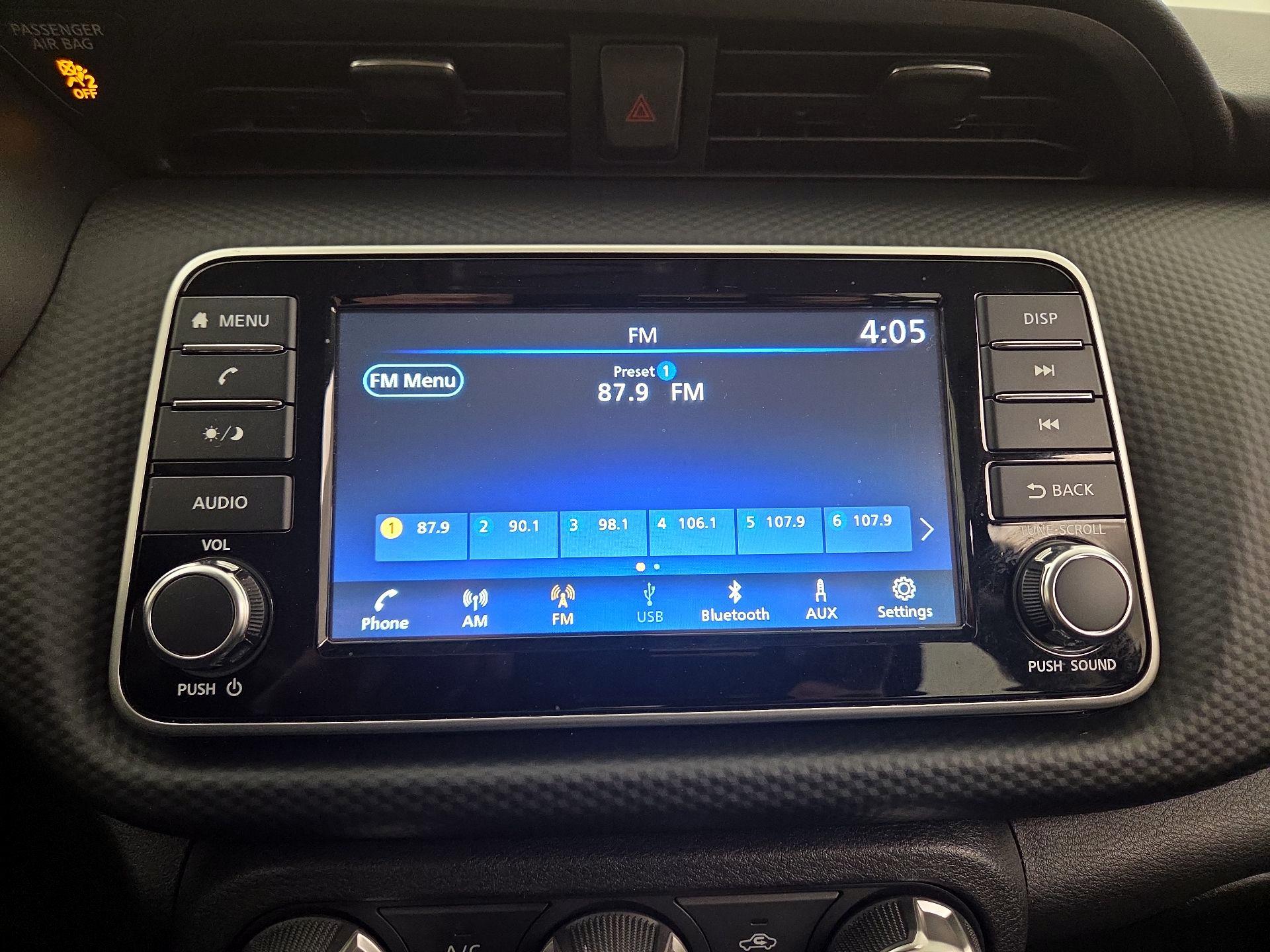 Thumbnail: 2024 Nissan Kicks - 15