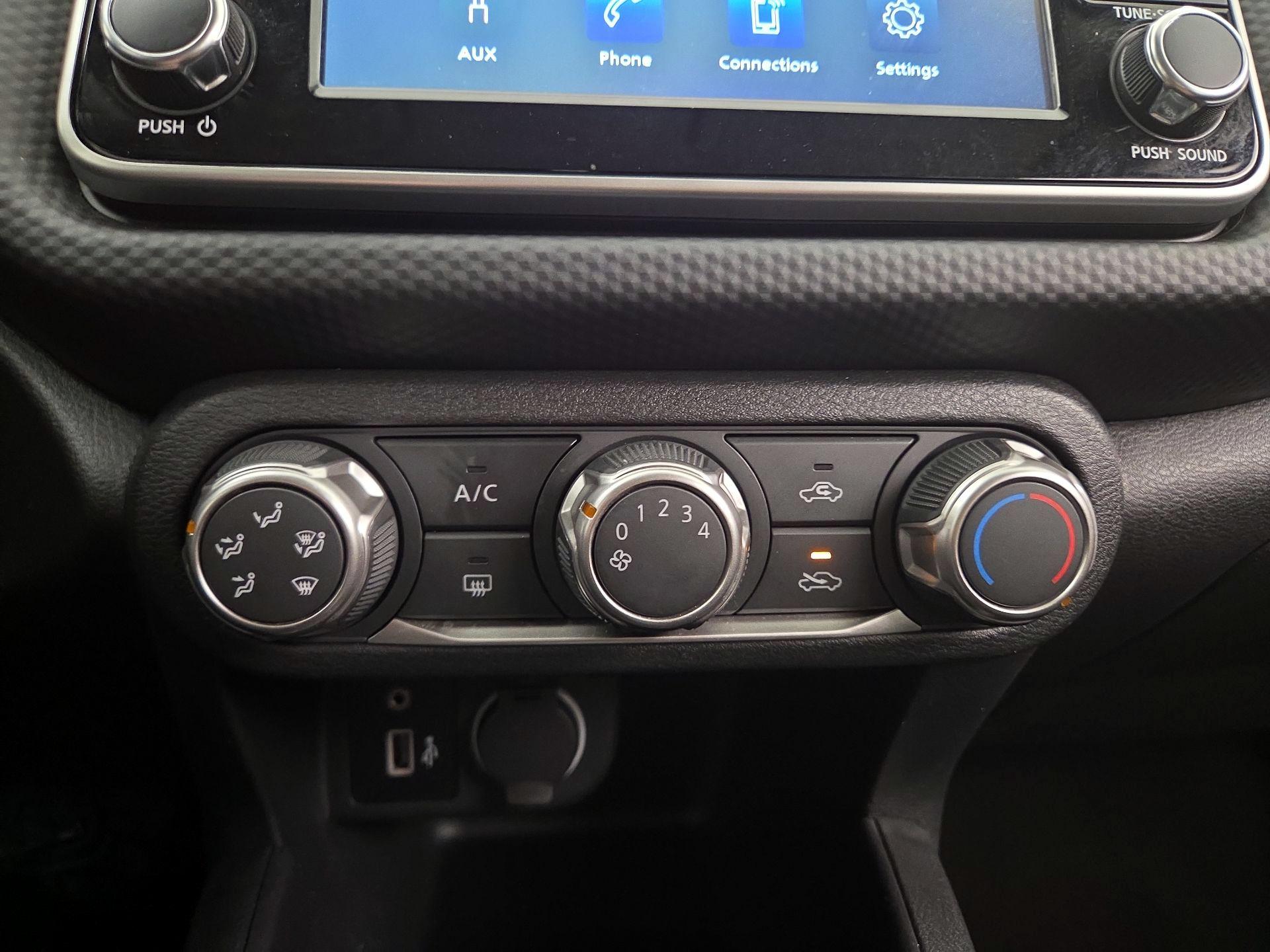 Thumbnail: 2024 Nissan Kicks - 16