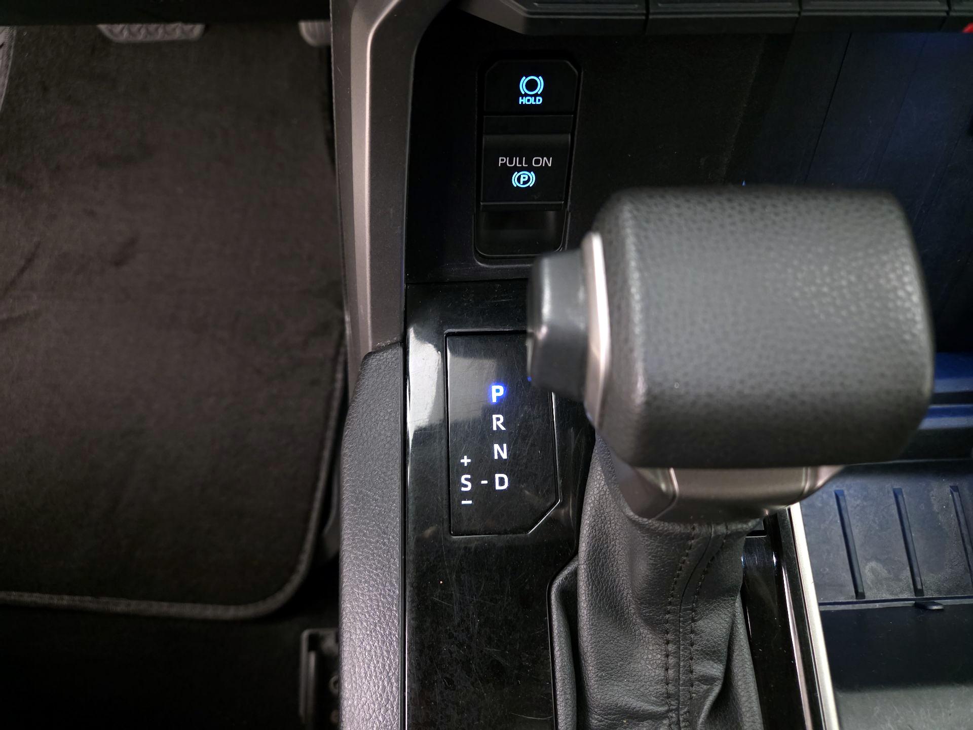 Thumbnail: 2022 Toyota Tundra - 17