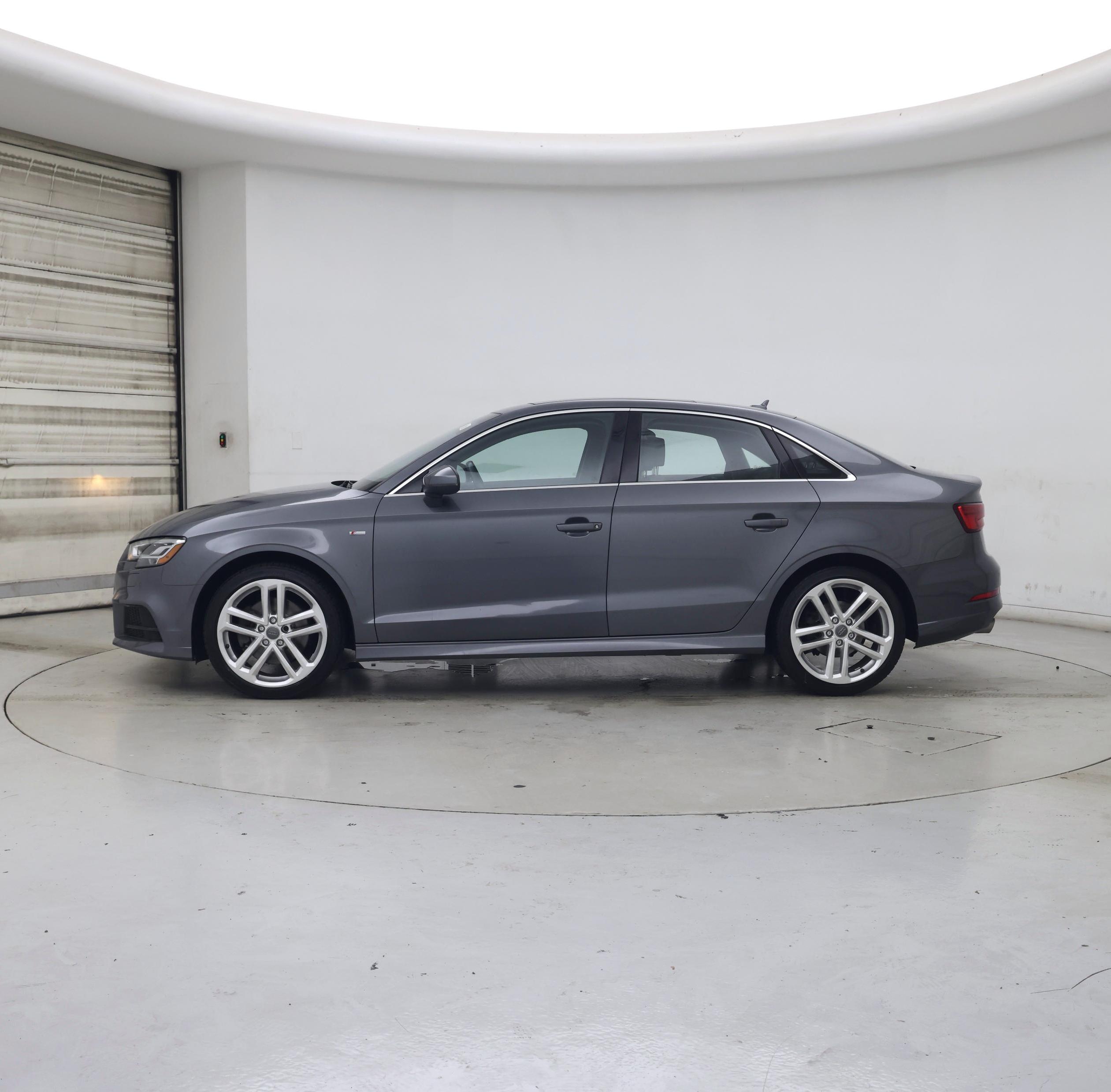 Thumbnail: 2017 Audi A3 - 3