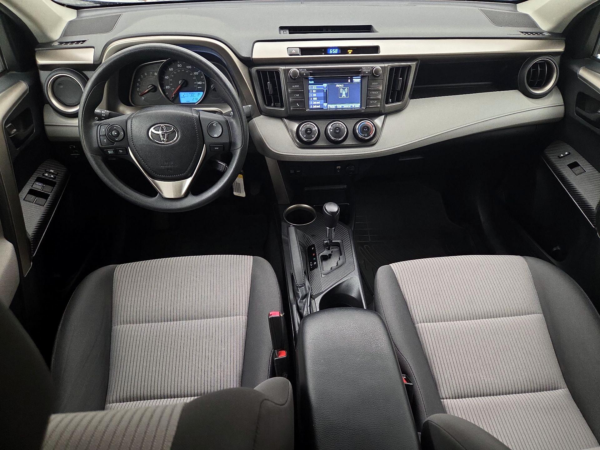 Thumbnail: 2014 Toyota RAV4 - 9