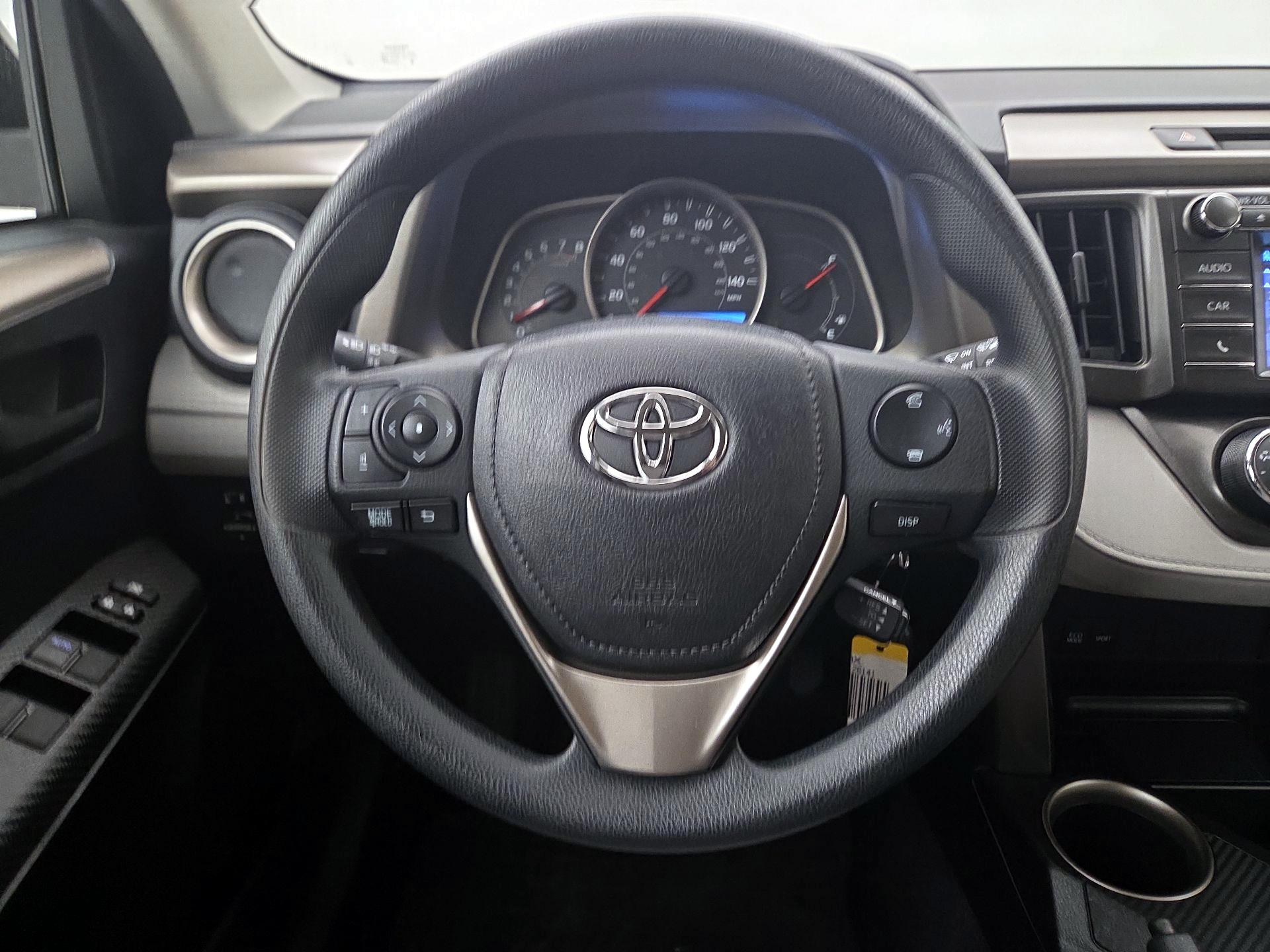 Thumbnail: 2014 Toyota RAV4 - 10