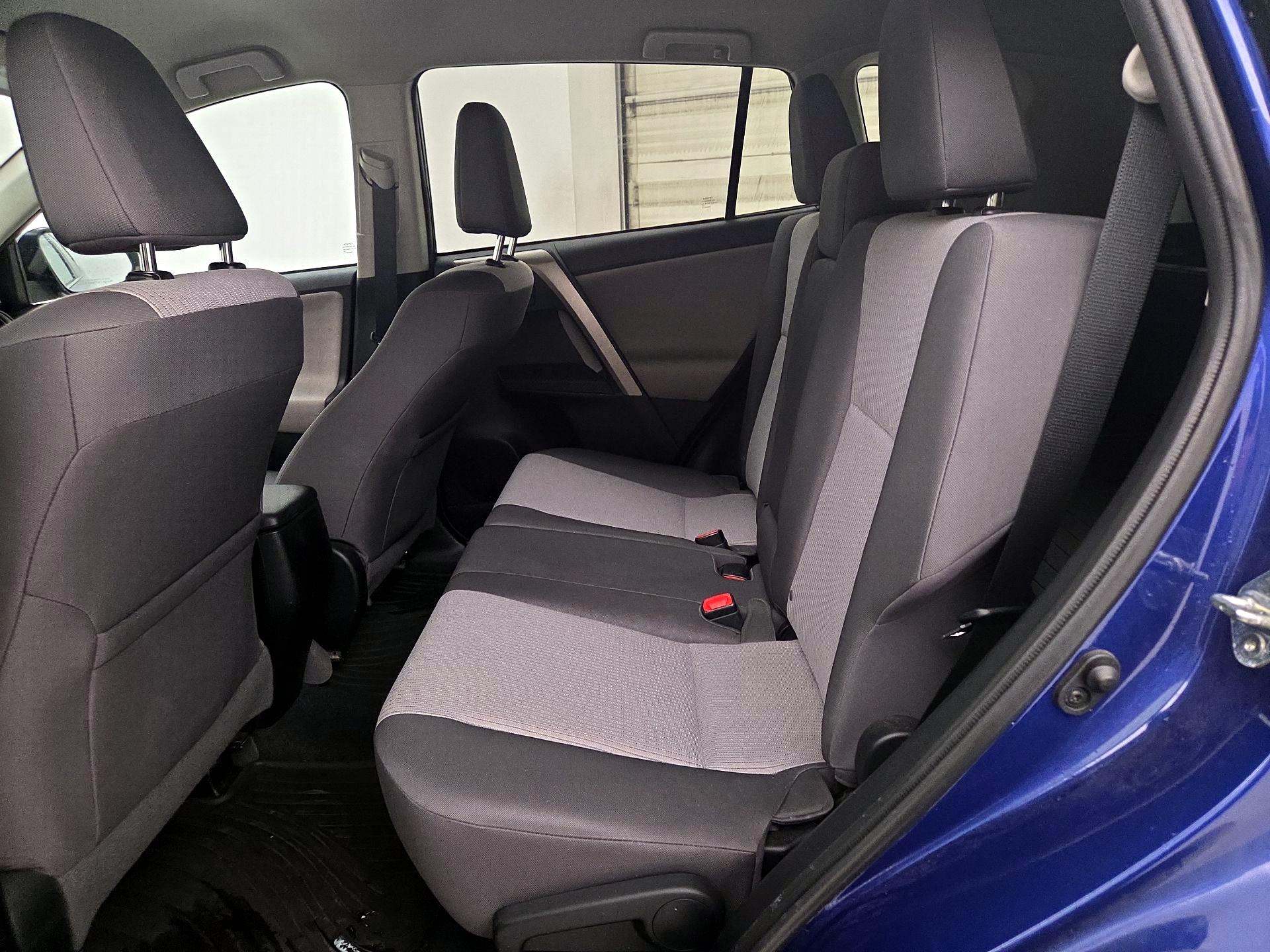 Thumbnail: 2014 Toyota RAV4 - 19