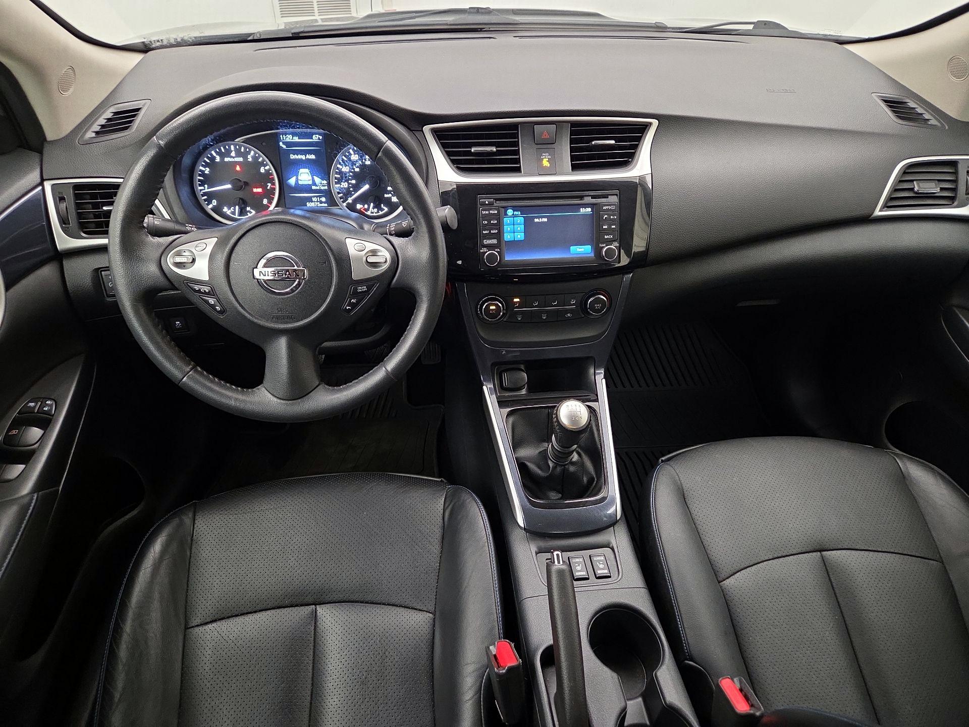 Thumbnail: 2017 Nissan Sentra - 9