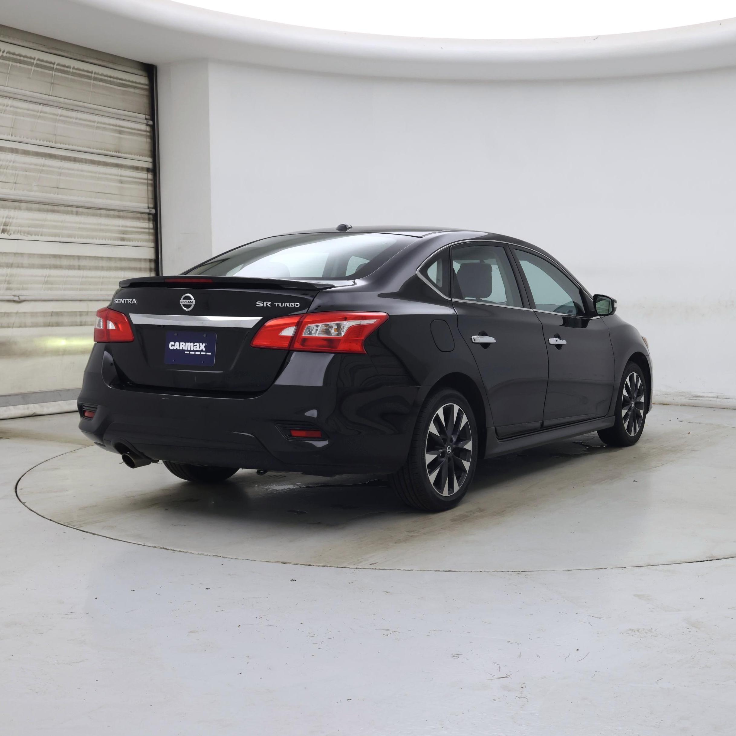 Thumbnail: 2017 Nissan Sentra - 8