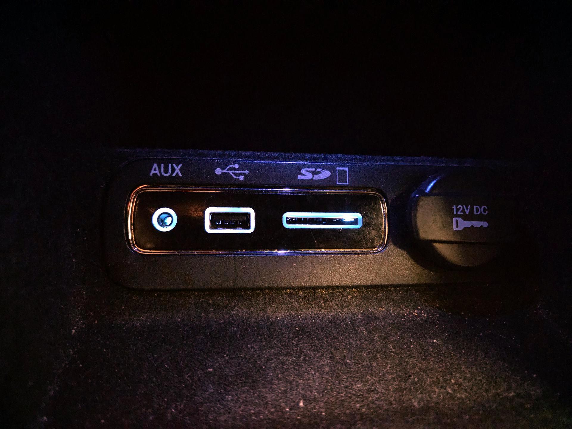 Thumbnail: 2015 Jeep Grand Cherokee - 19