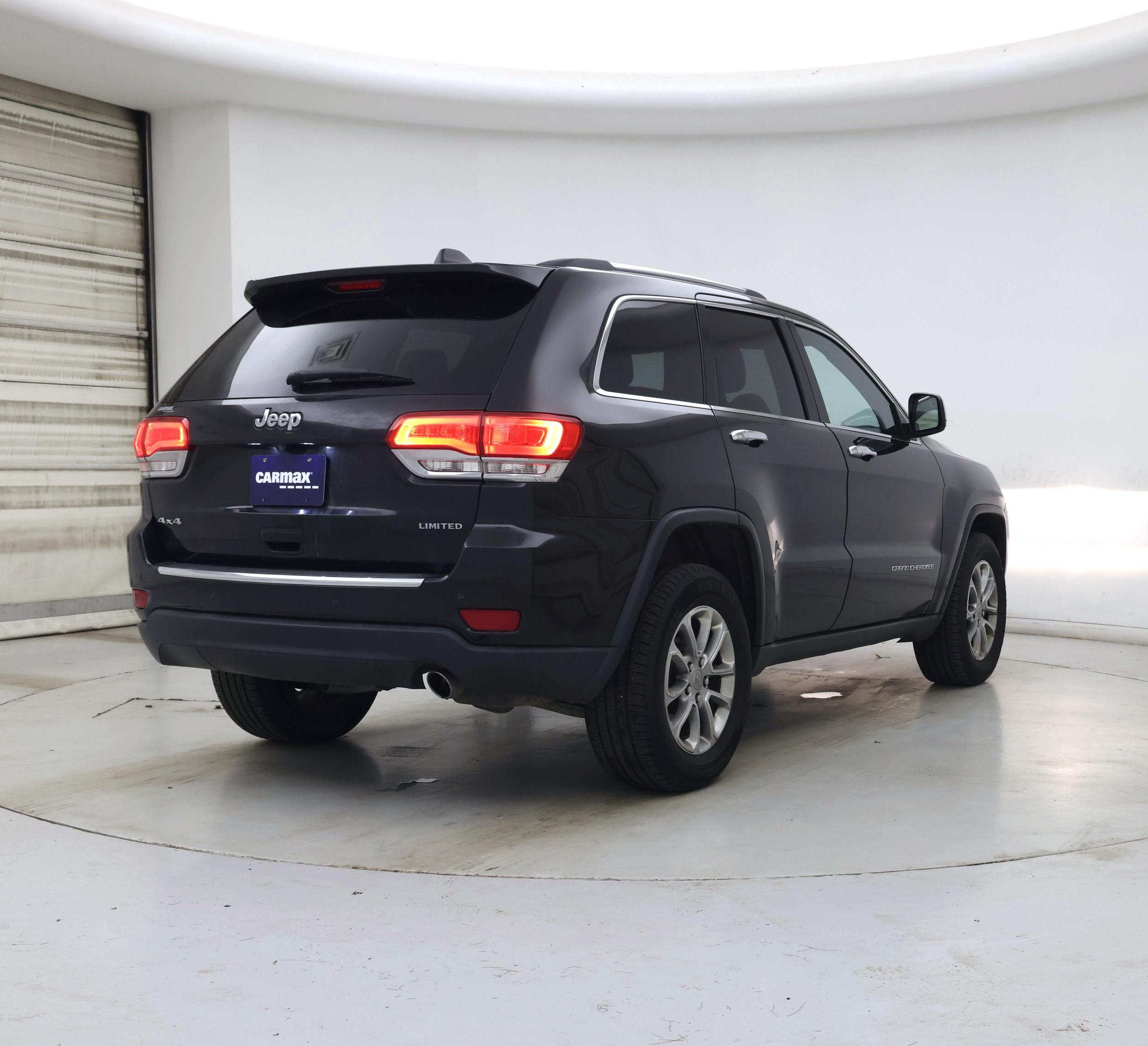 Thumbnail: 2015 Jeep Grand Cherokee - 8