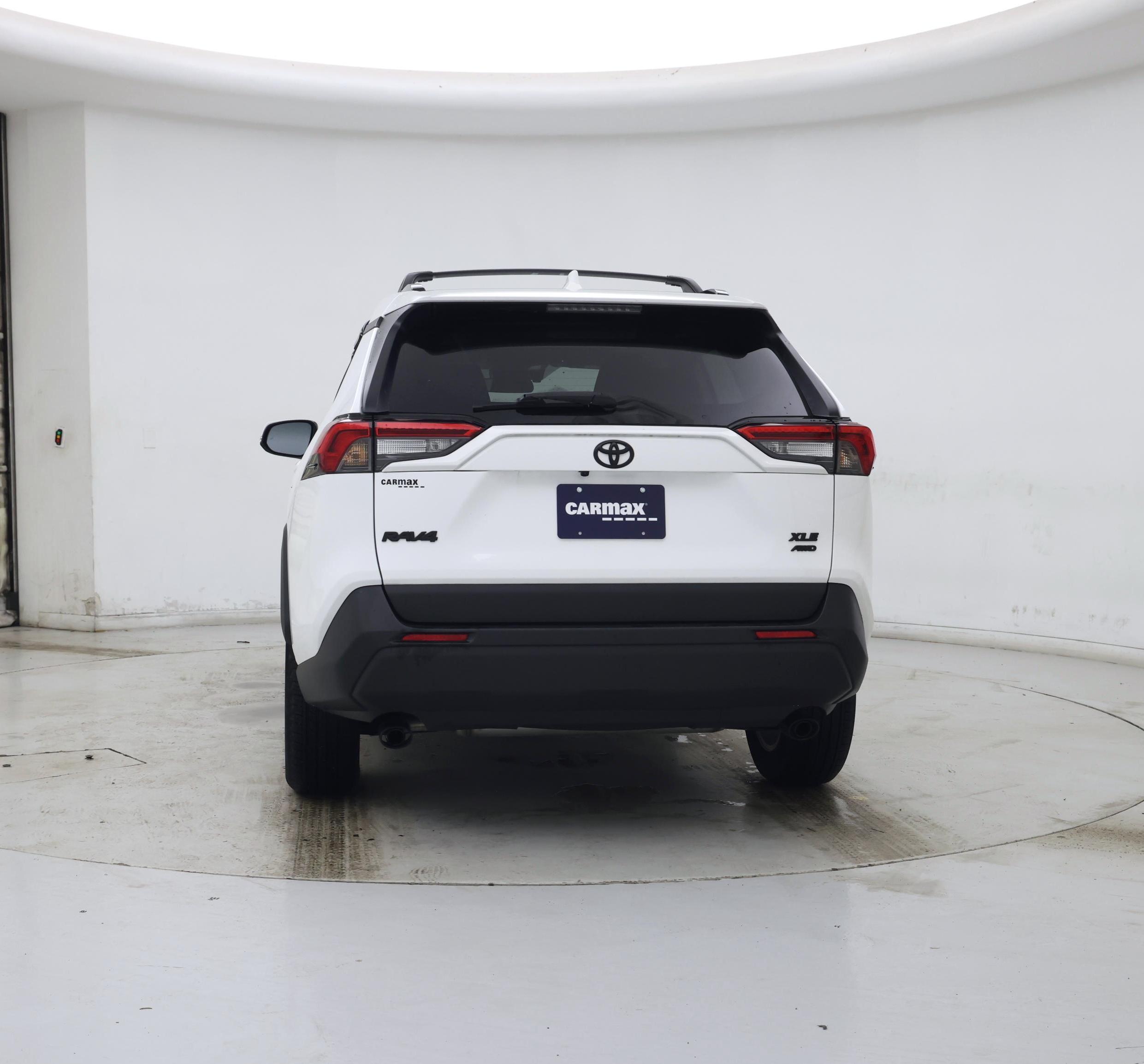 Thumbnail: 2021 Toyota RAV4 - 6