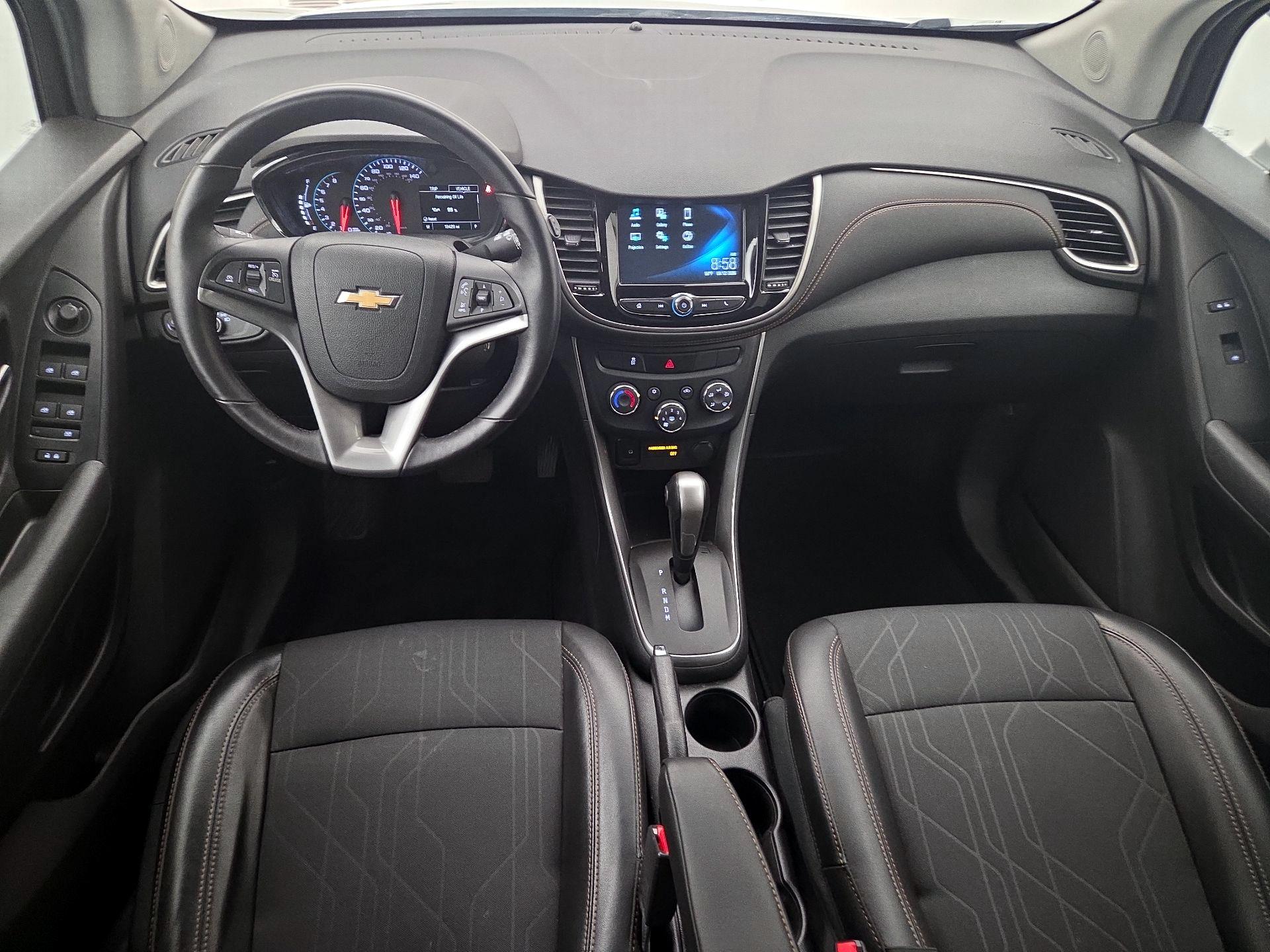 Thumbnail: 2017 Chevrolet Trax - 9