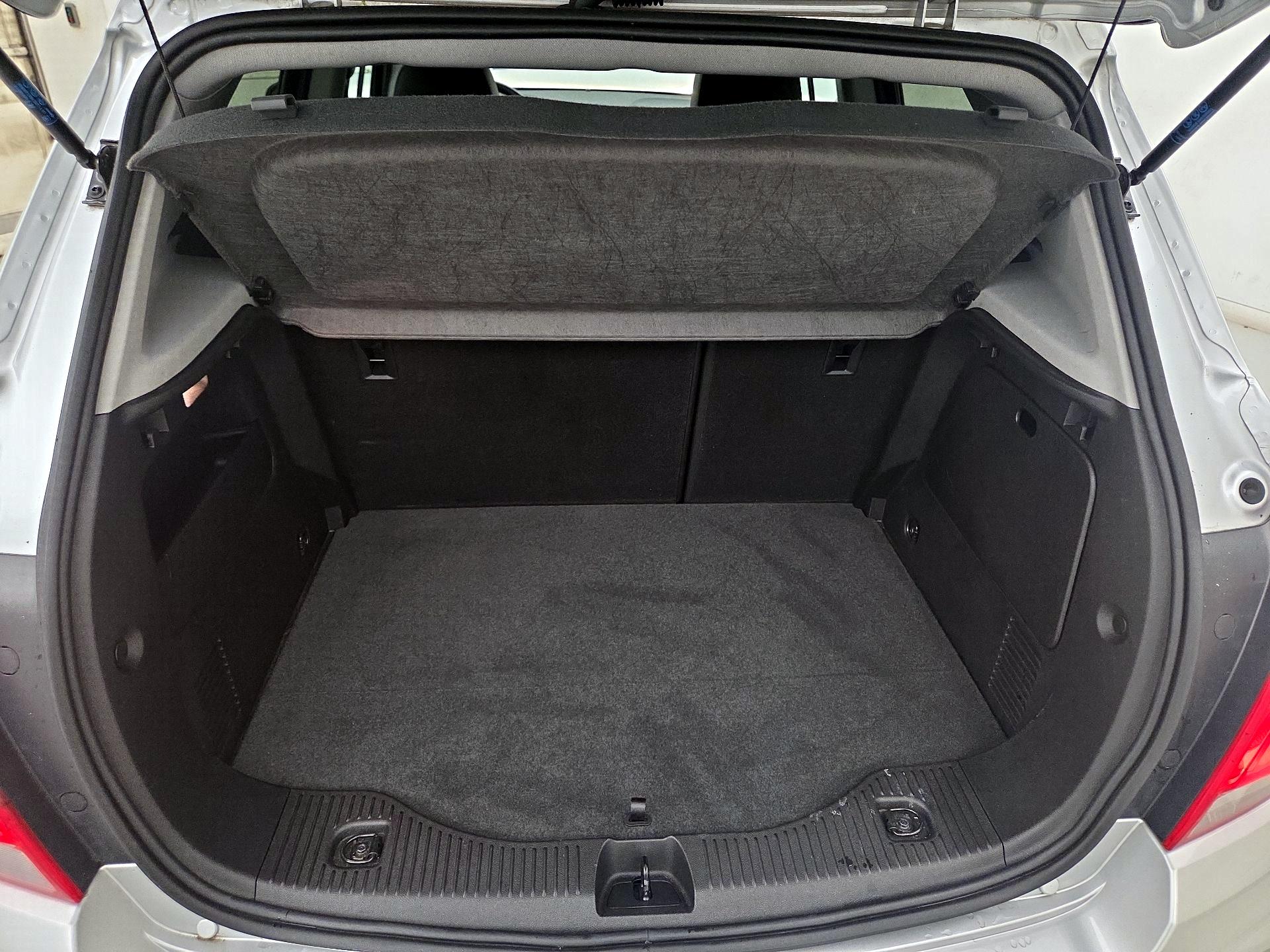 Thumbnail: 2017 Chevrolet Trax - 20