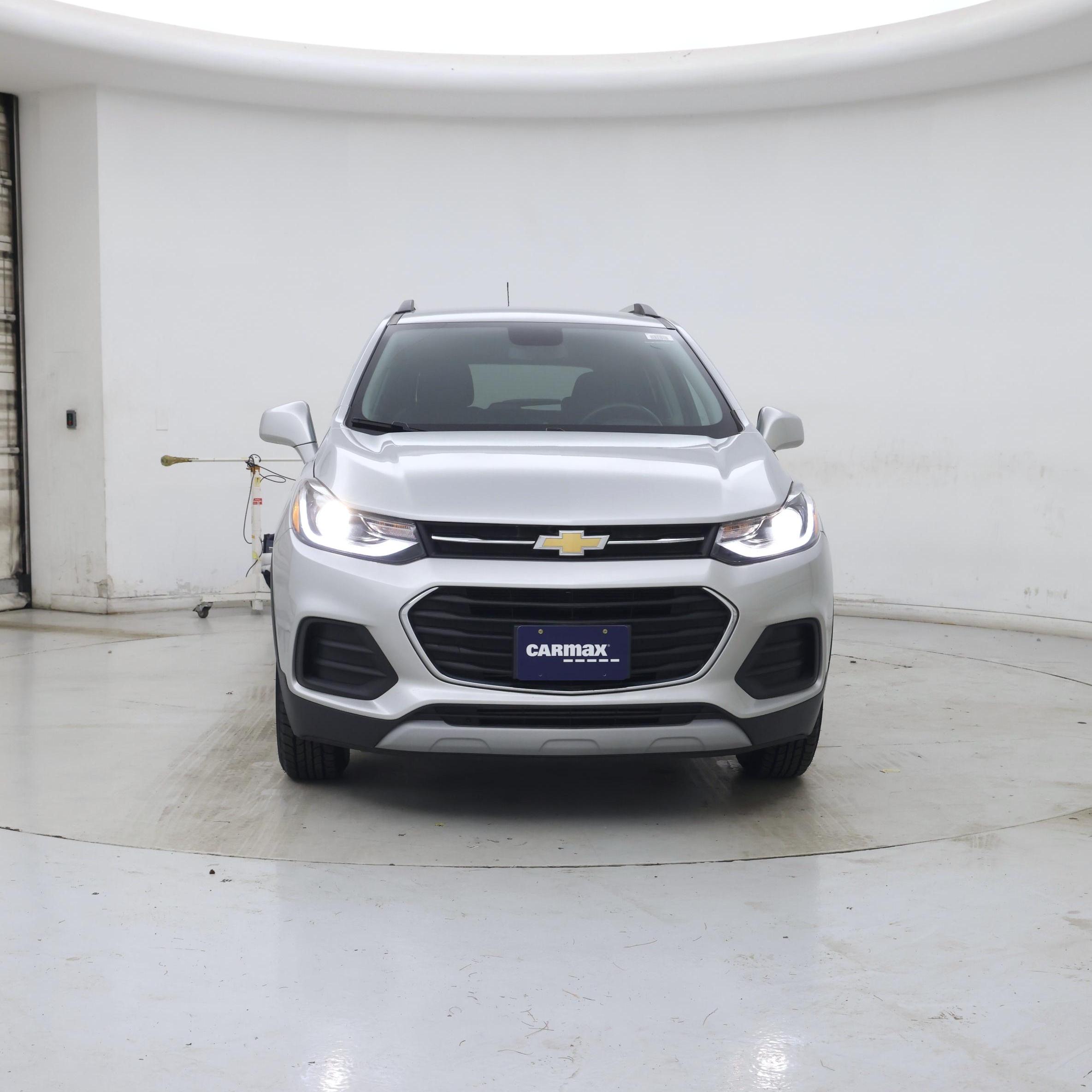 Thumbnail: 2017 Chevrolet Trax - 5