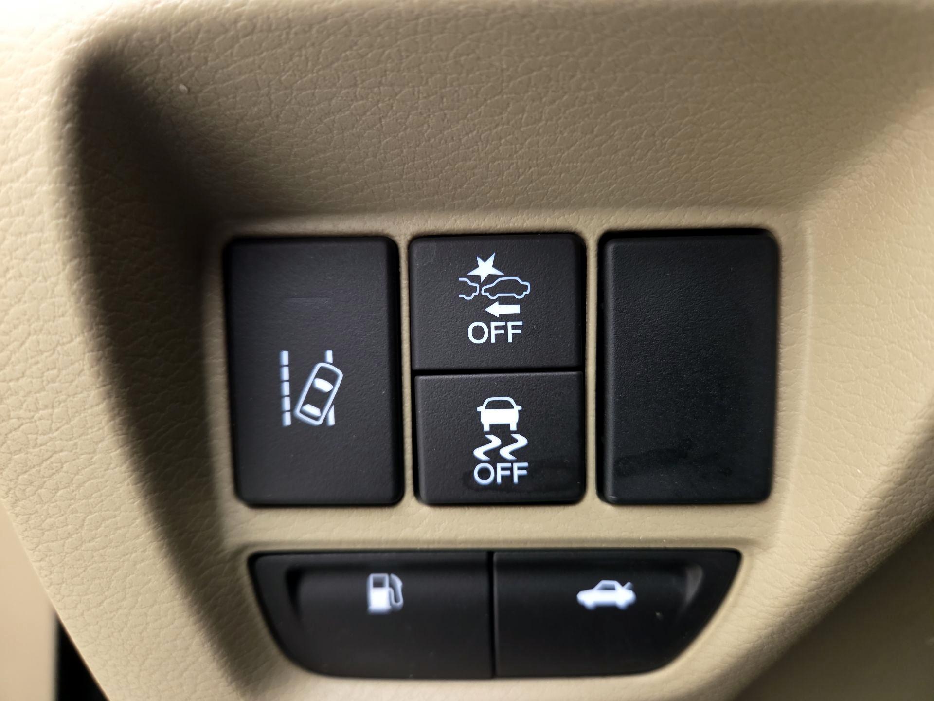 Thumbnail: 2019 Acura TLX - 13