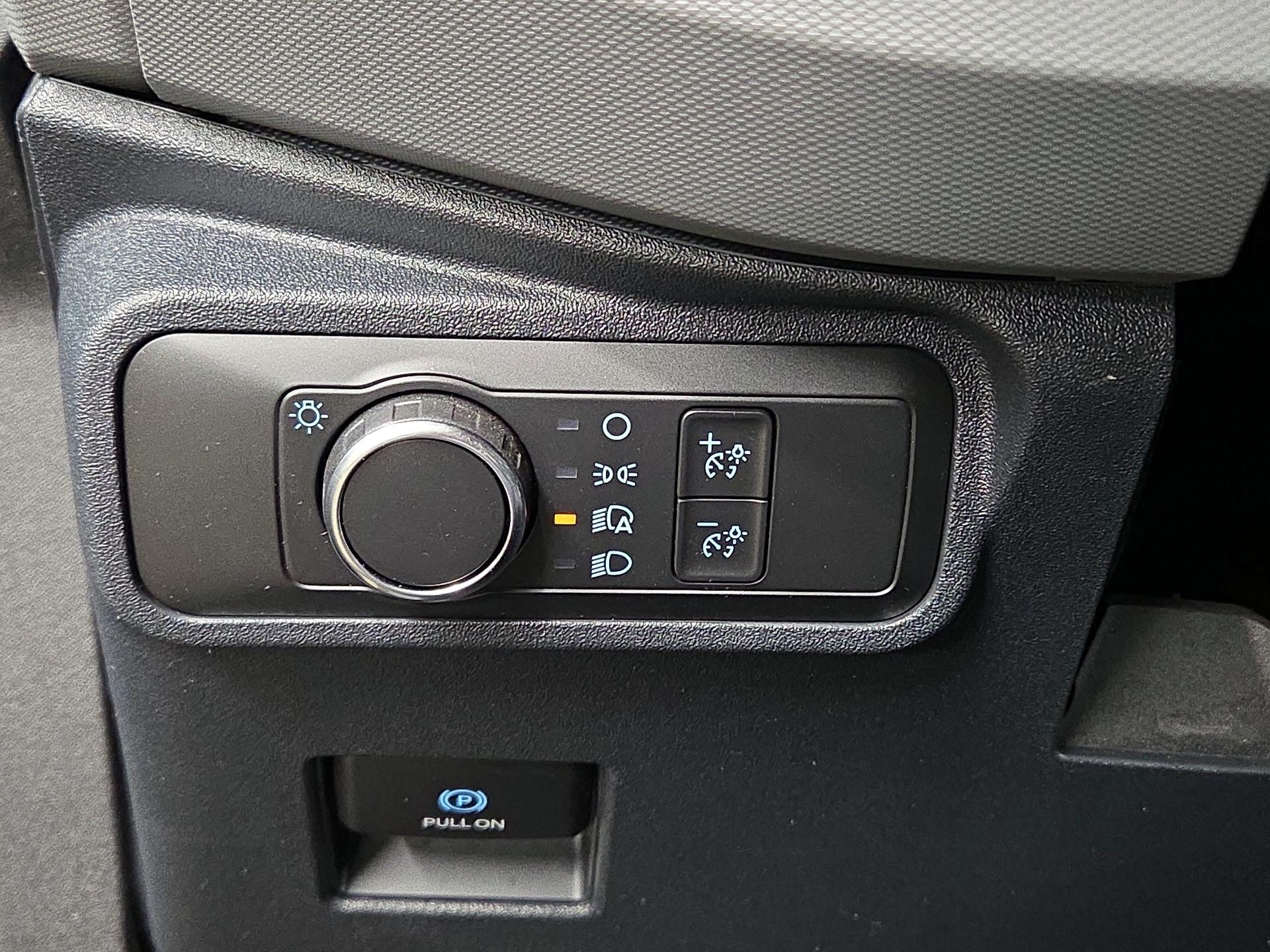 Thumbnail: 2022 Ford Bronco - 13