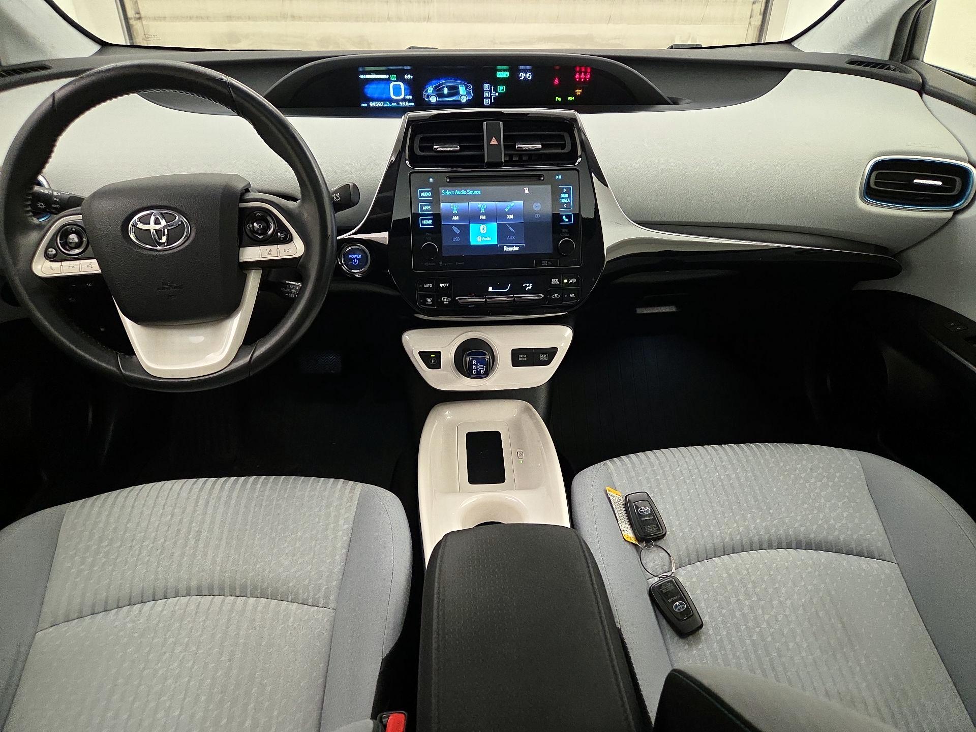 Thumbnail: 2018 Toyota Prius - 9