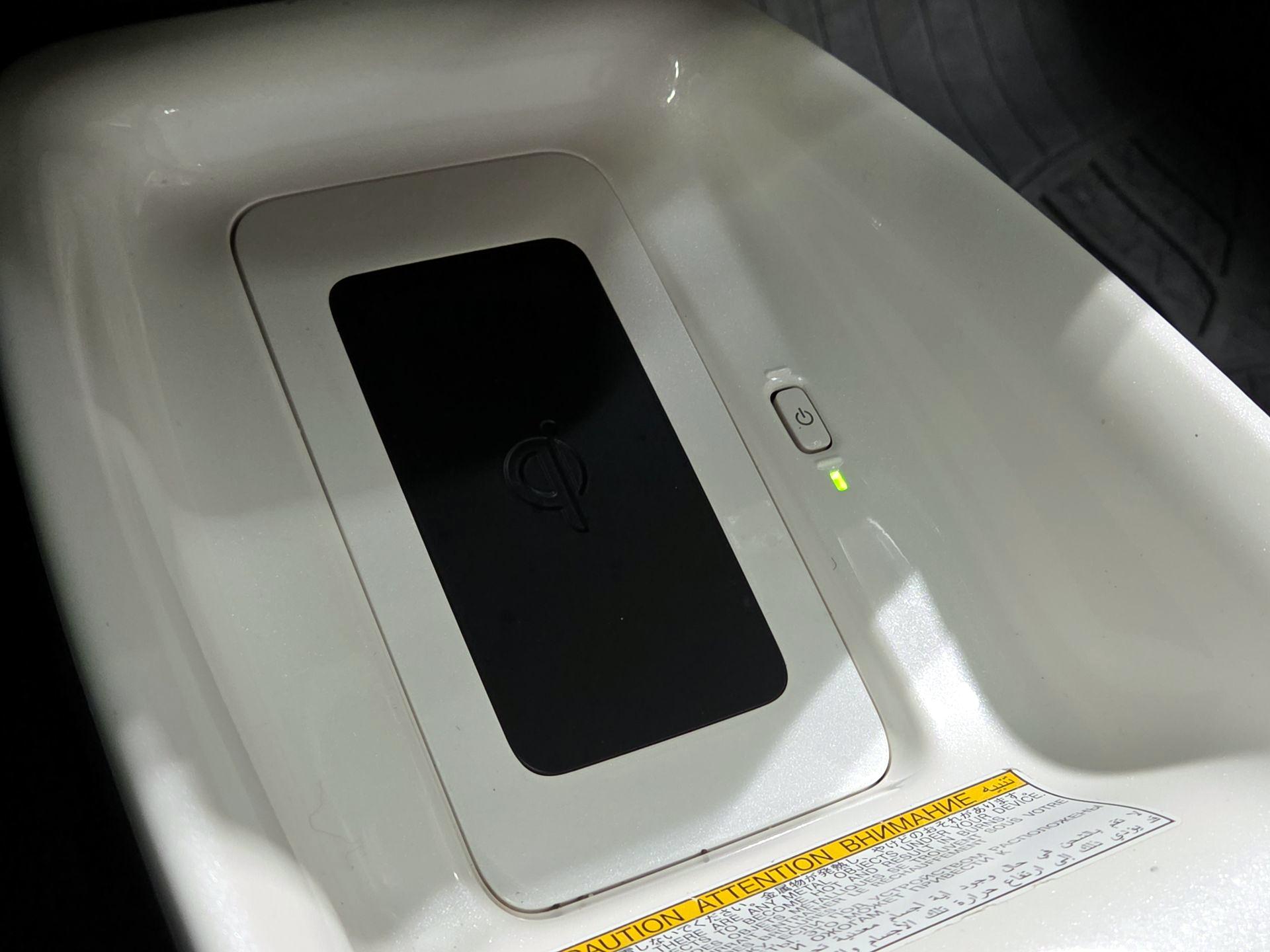 Thumbnail: 2018 Toyota Prius - 18