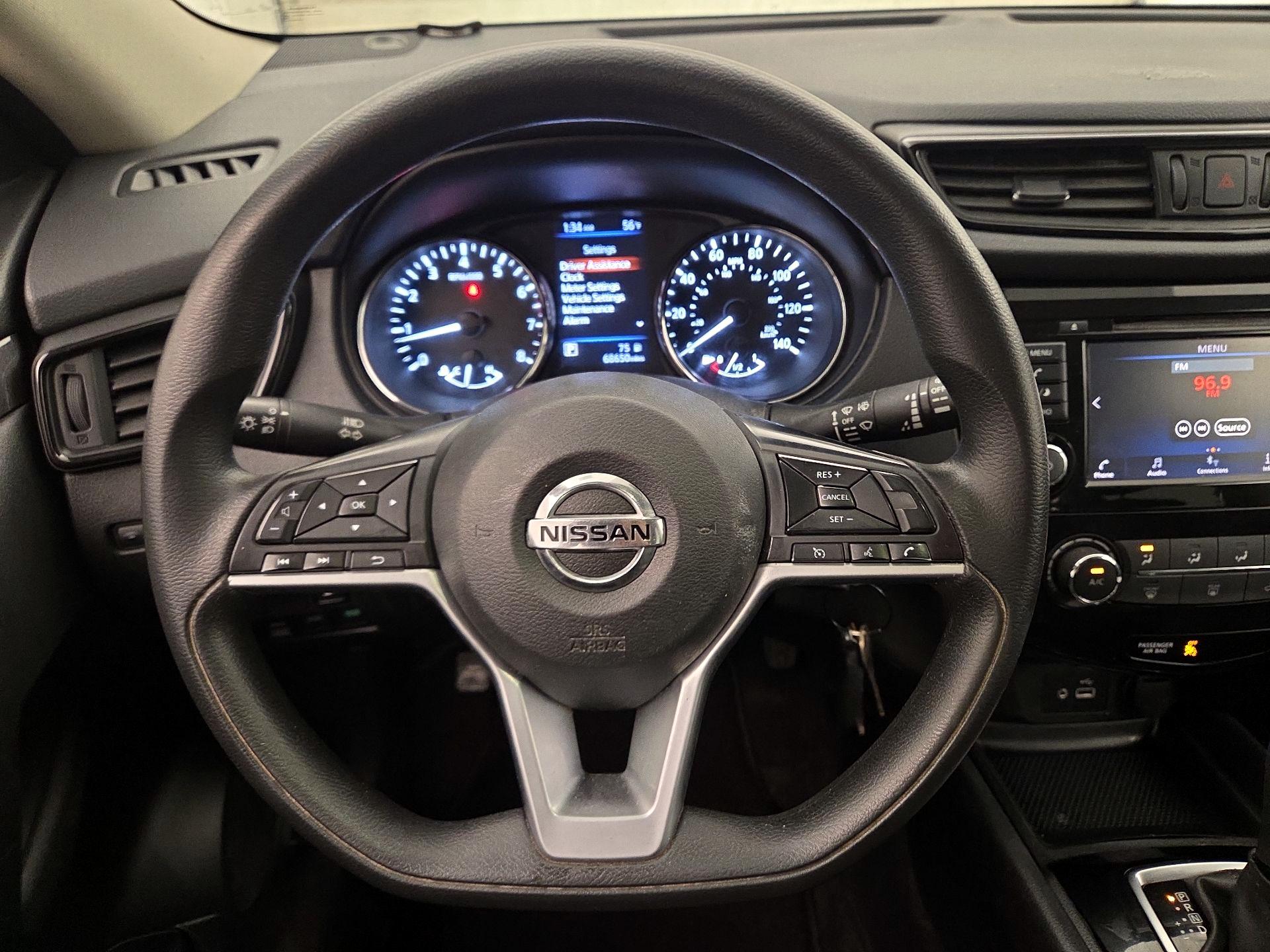 Thumbnail: 2018 Nissan Rogue - 10