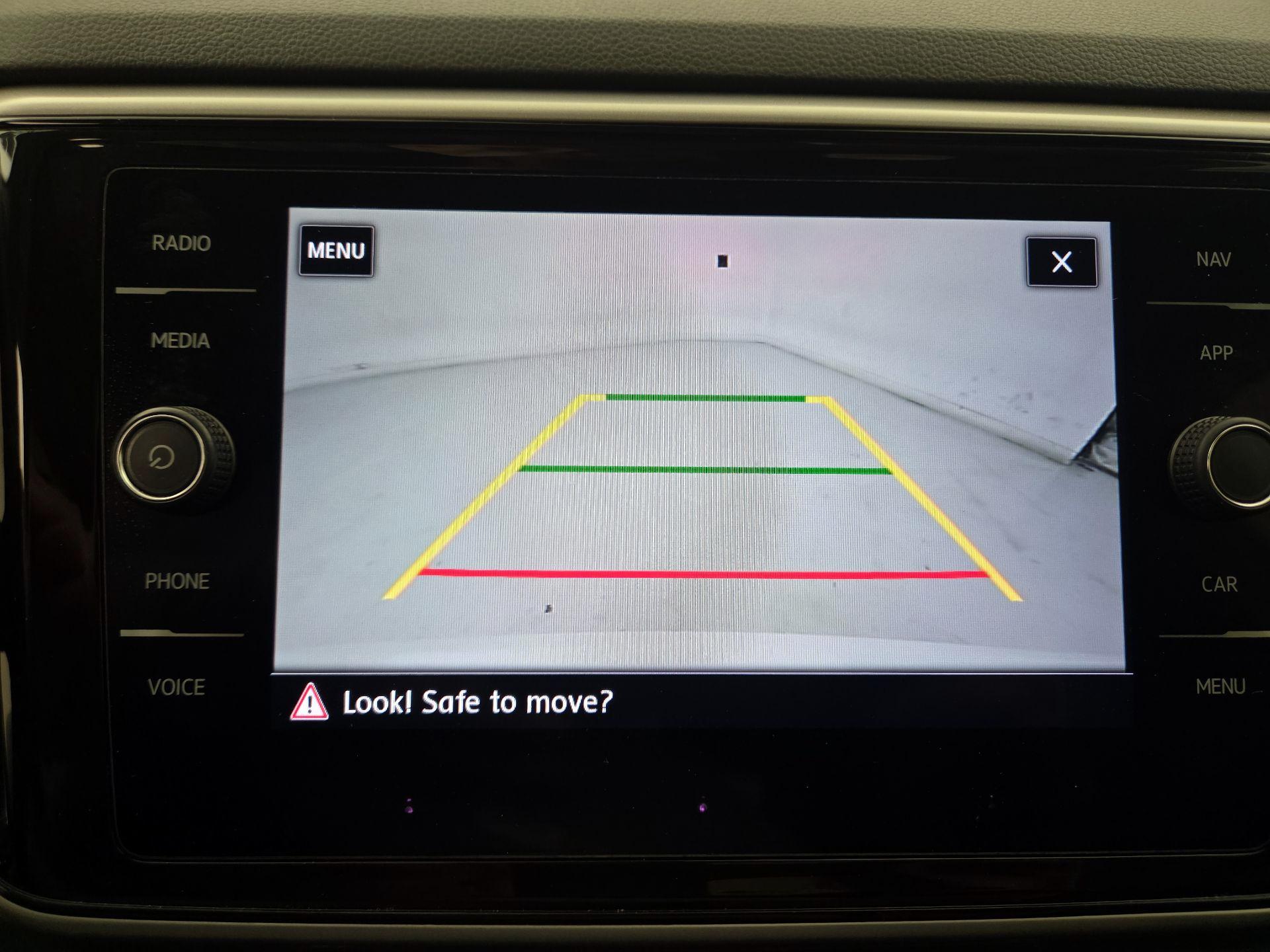 Thumbnail: 2021 Volkswagen Atlas - 15