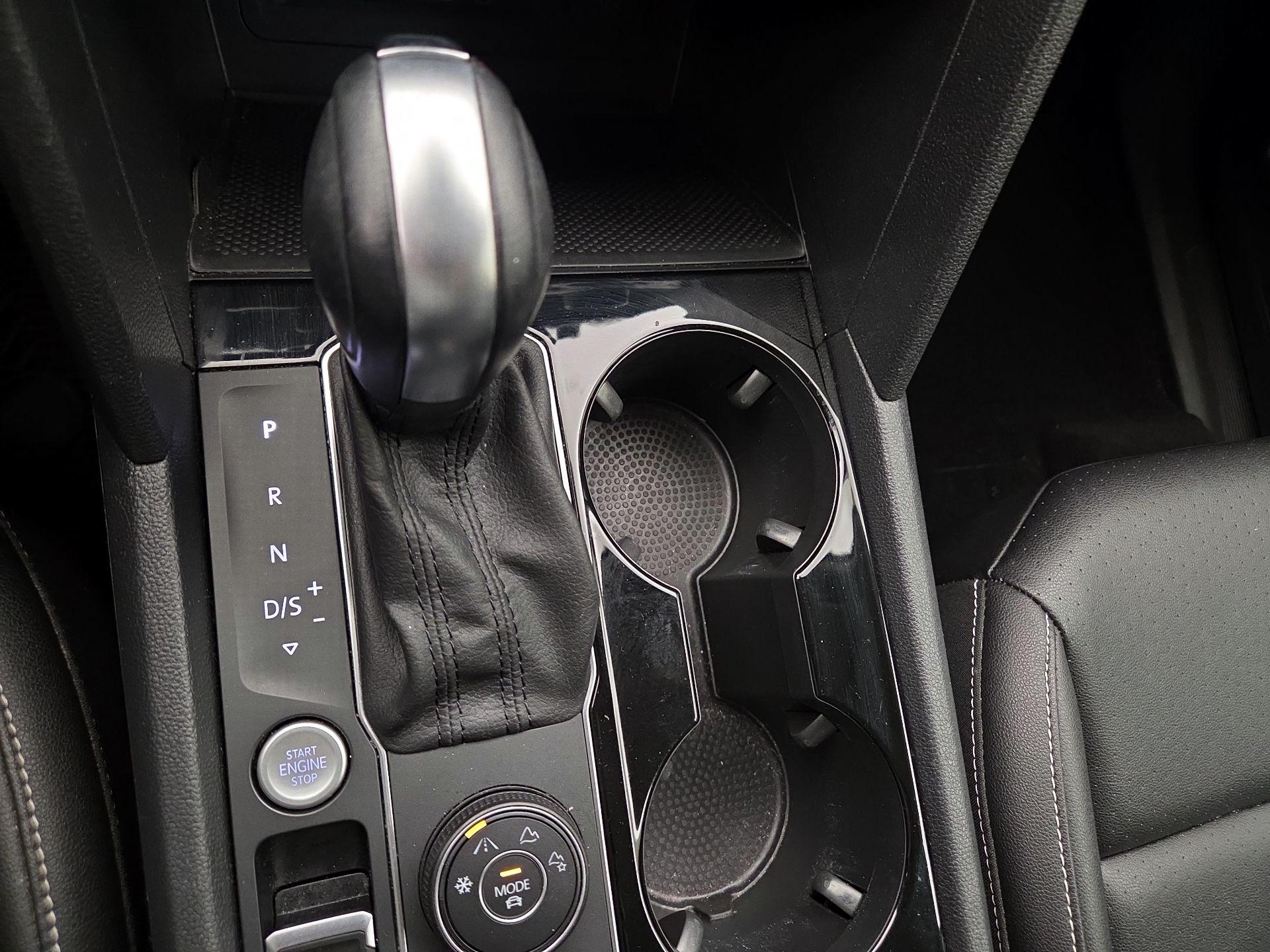 Thumbnail: 2021 Volkswagen Atlas - 18