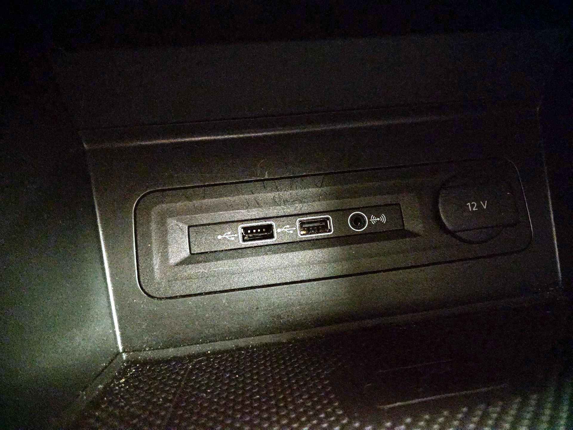 Thumbnail: 2021 Volkswagen Atlas - 19