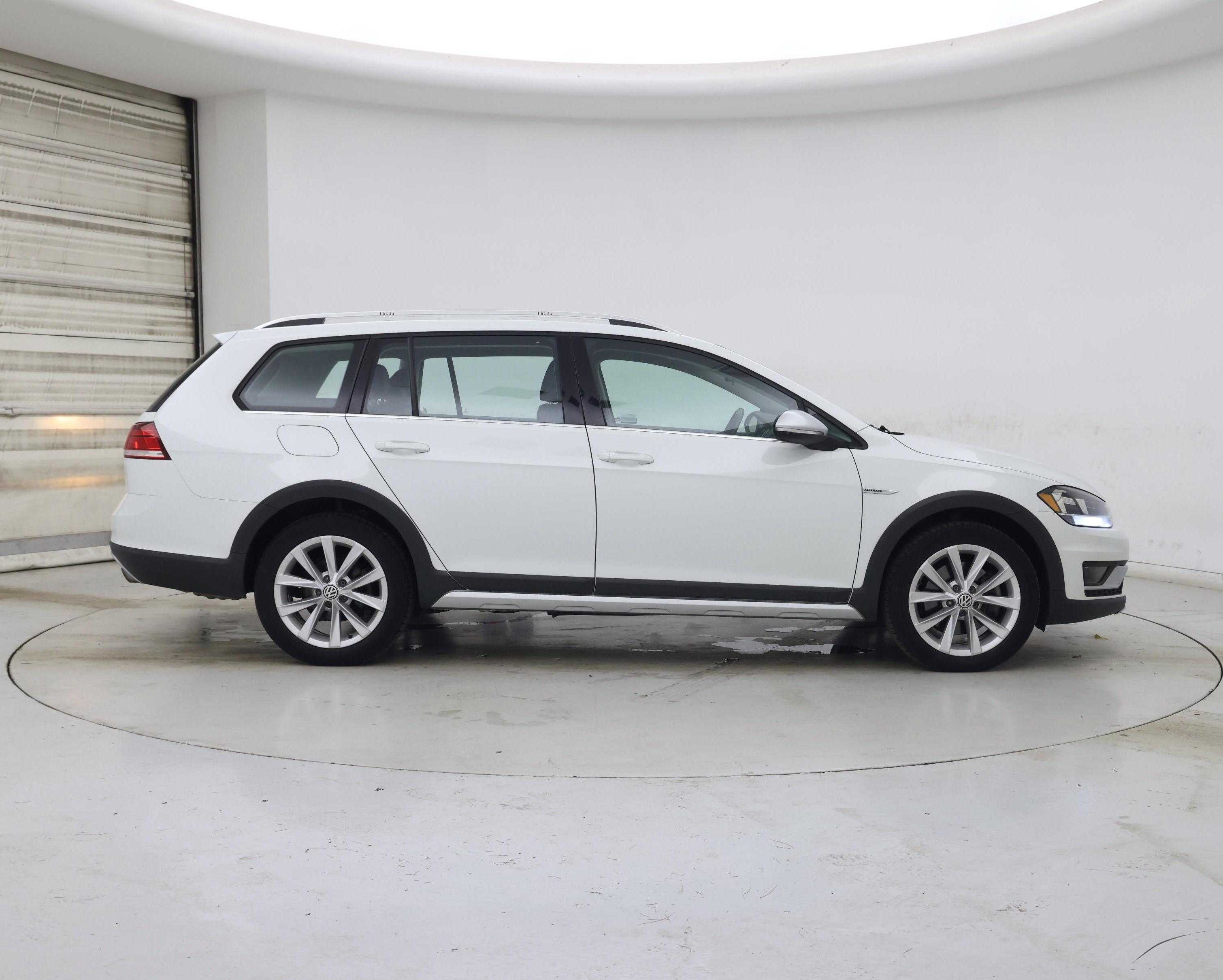 Thumbnail: 2019 Volkswagen Golf - 7