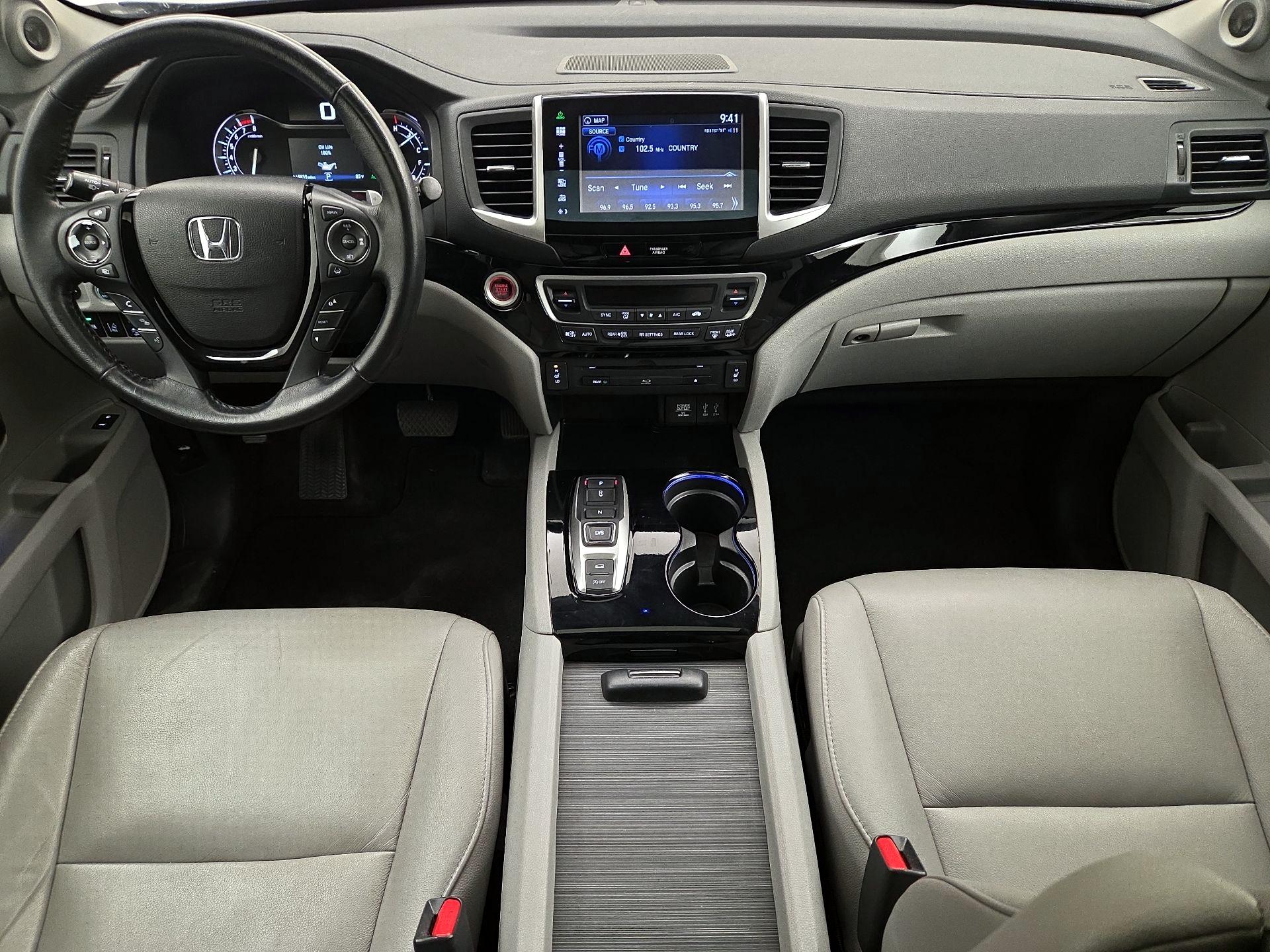 Thumbnail: 2016 Honda Pilot - 9