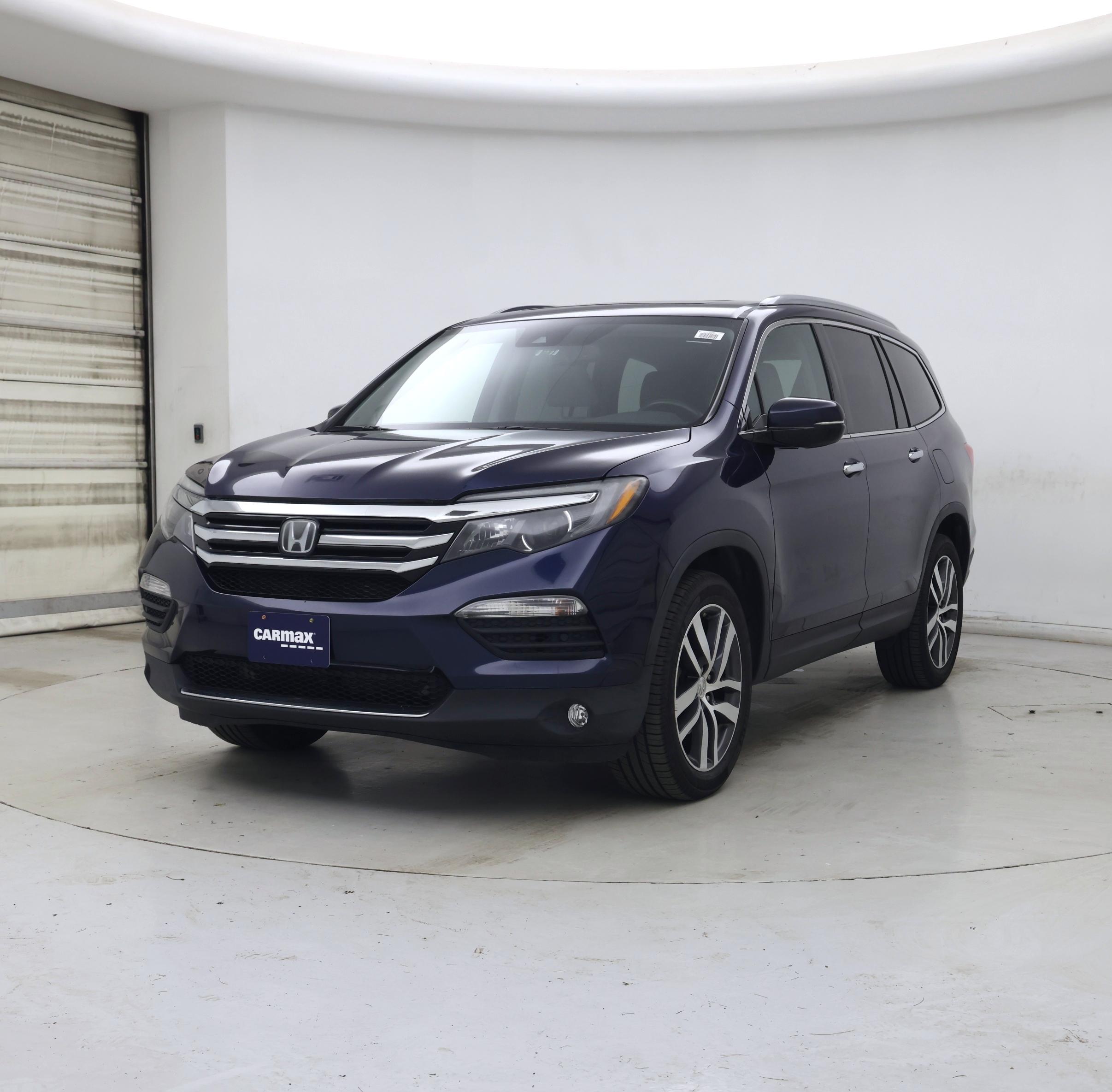 Thumbnail: 2016 Honda Pilot - 4
