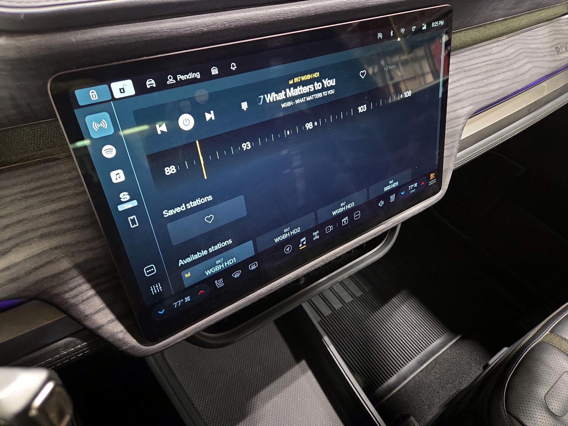 Thumbnail: 2022 Rivian R1T - 14