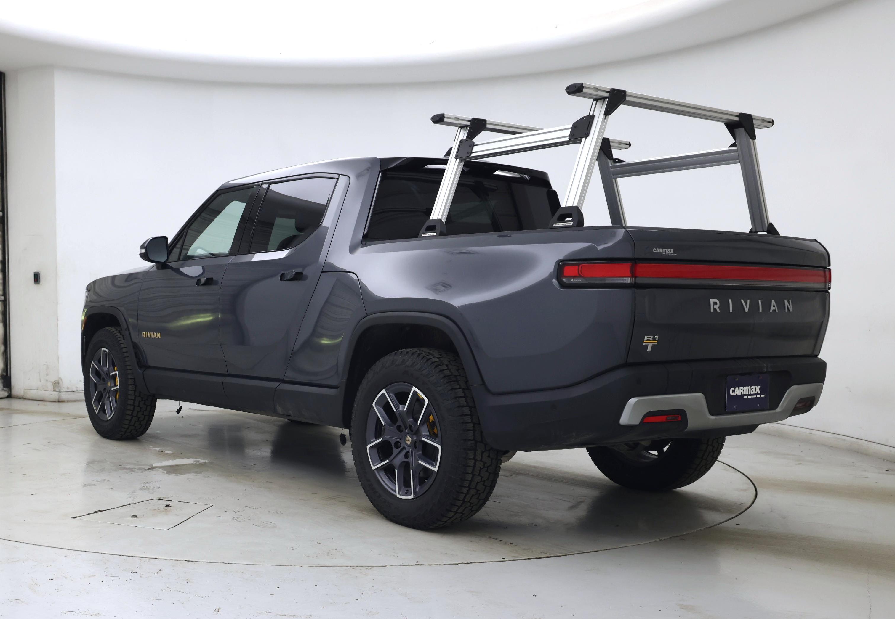 Thumbnail: 2022 Rivian R1T - 2