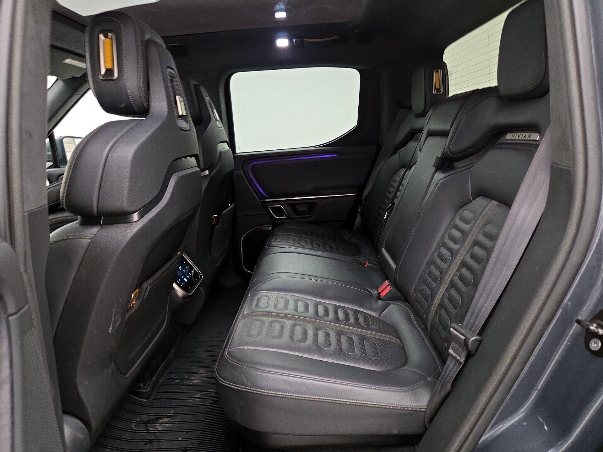 Thumbnail: 2022 Rivian R1T - 19