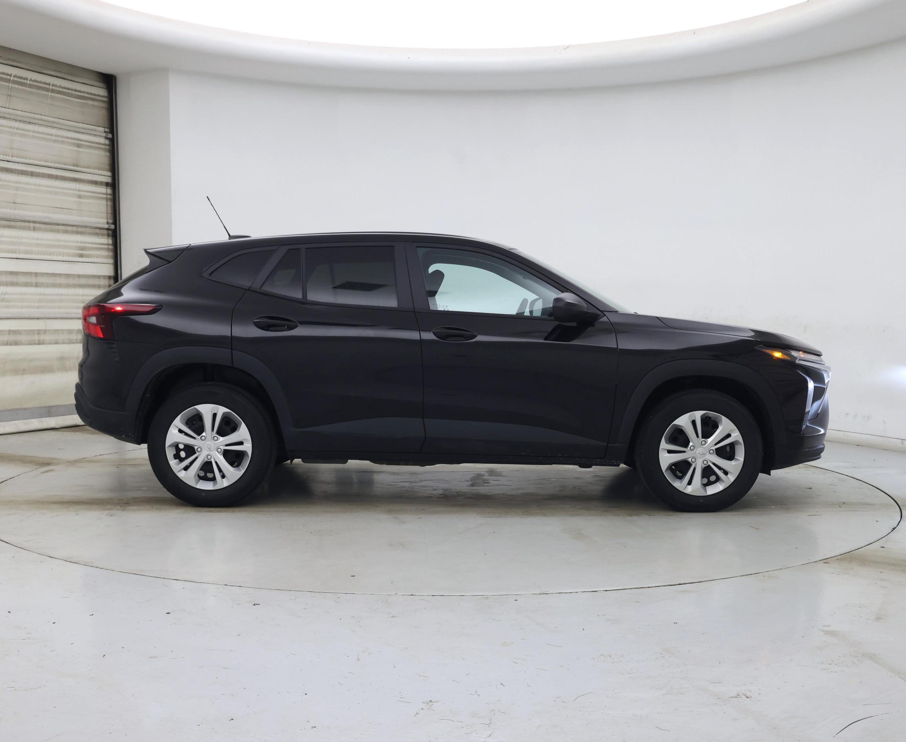 Thumbnail: 2025 Chevrolet Trax - 7