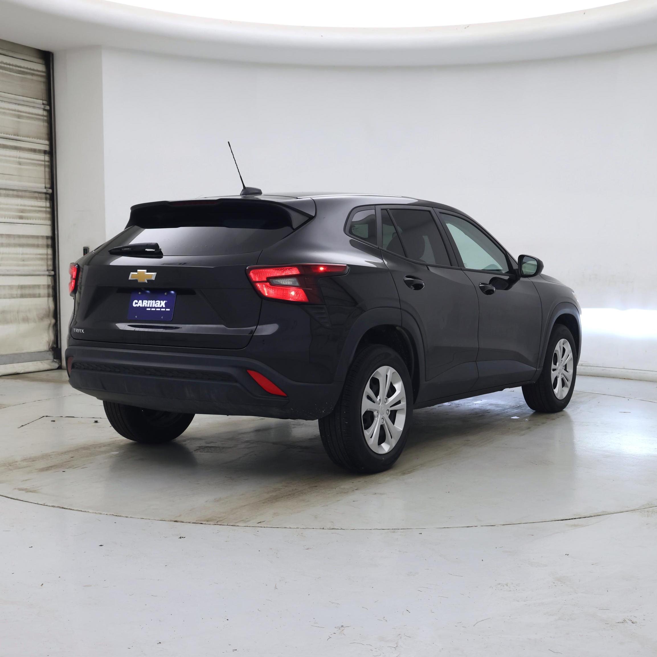 Thumbnail: 2025 Chevrolet Trax - 8