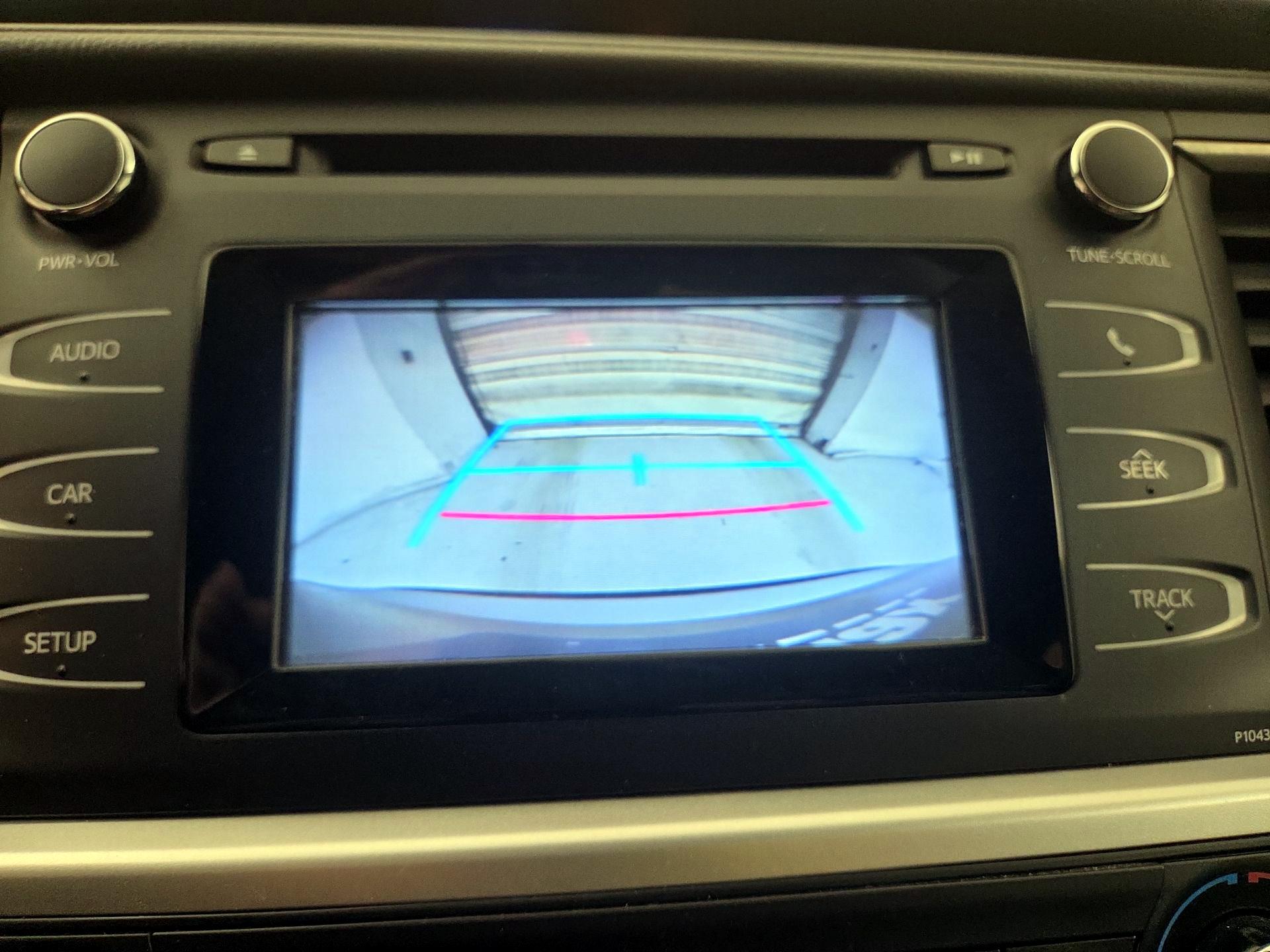 Thumbnail: 2015 Toyota Highlander - 14