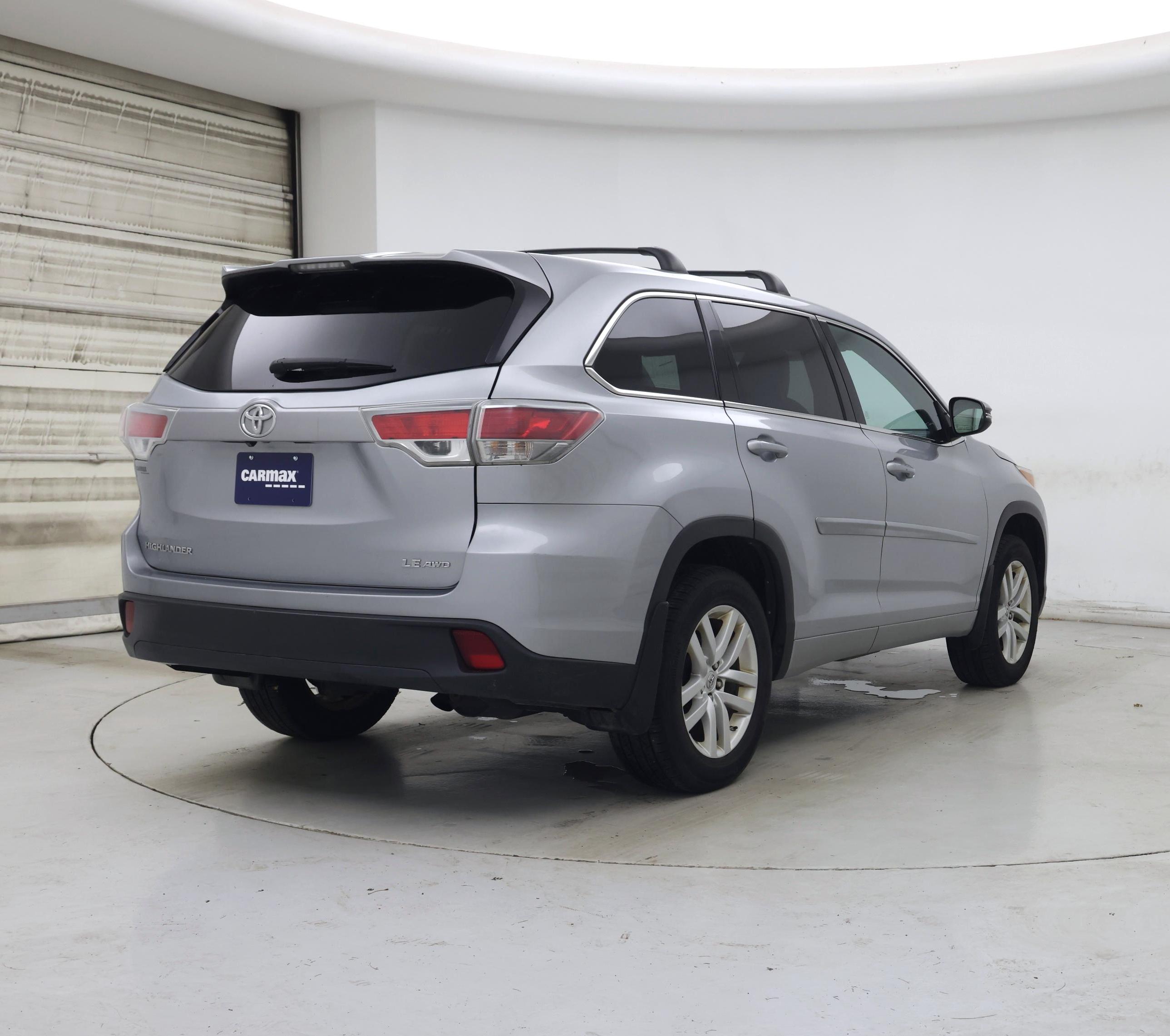 Thumbnail: 2015 Toyota Highlander - 8