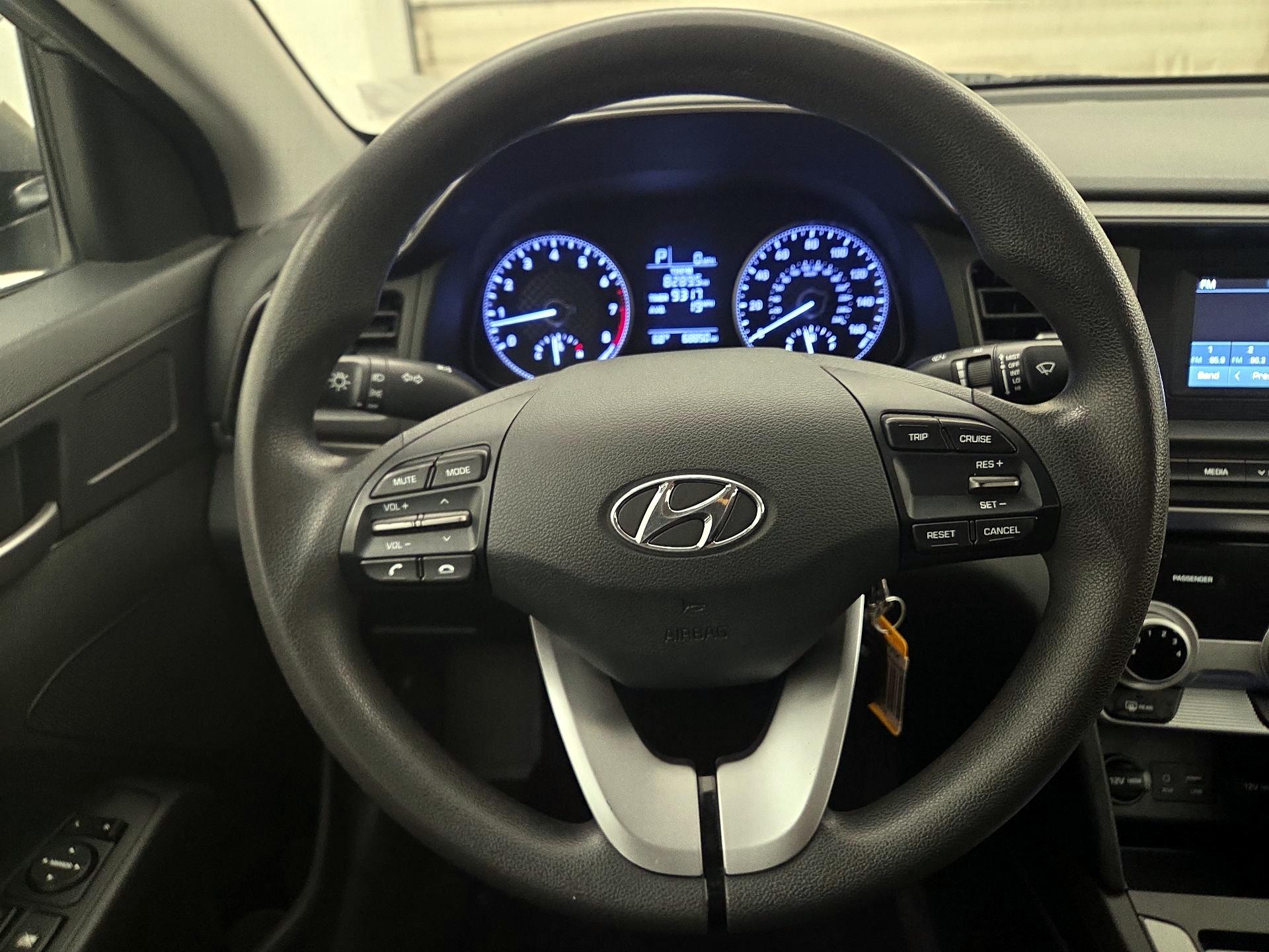 Thumbnail: 2019 Hyundai Elantra - 10