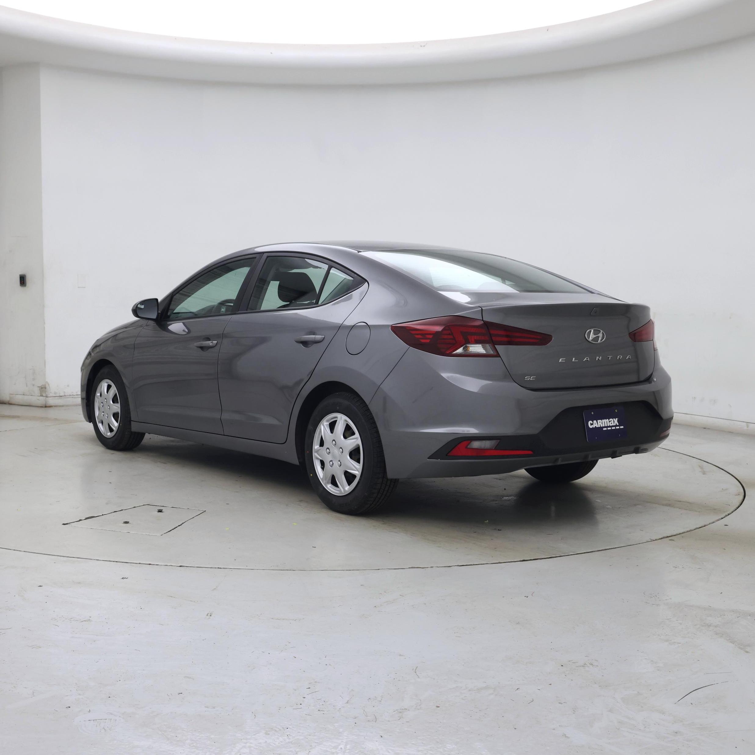 Thumbnail: 2019 Hyundai Elantra - 2
