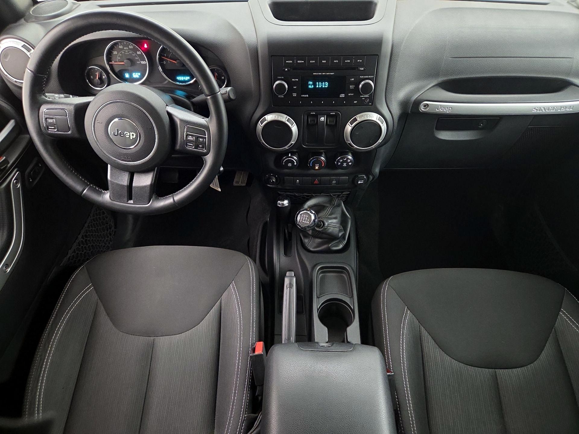 Thumbnail: 2016 Jeep Wrangler - 9