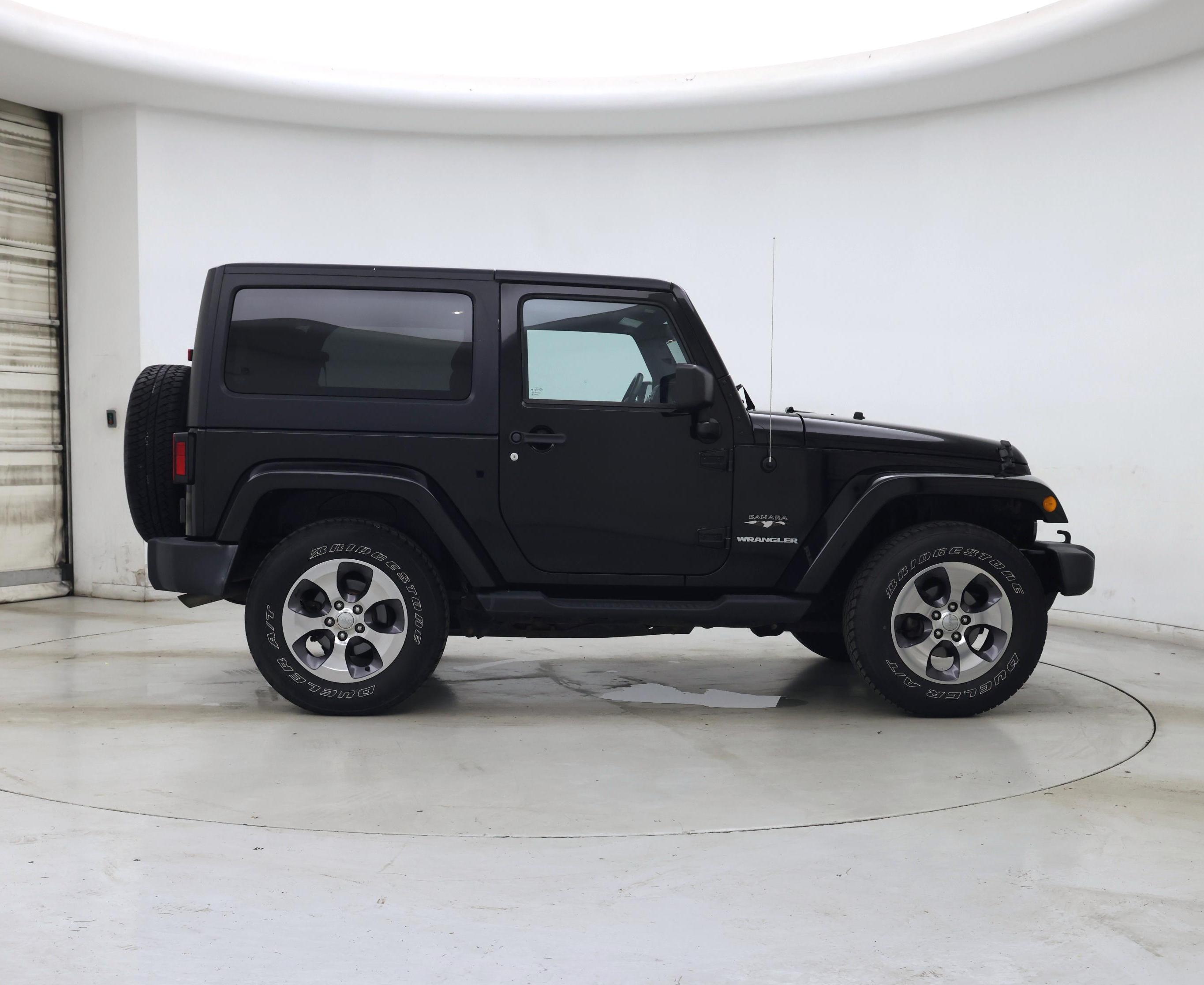 Thumbnail: 2016 Jeep Wrangler - 7