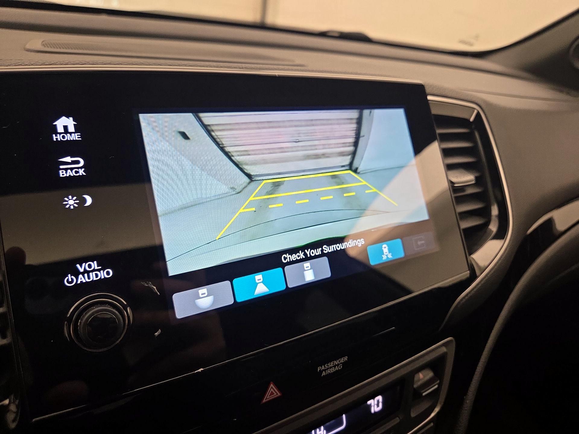 Thumbnail: 2019 Honda Passport - 14