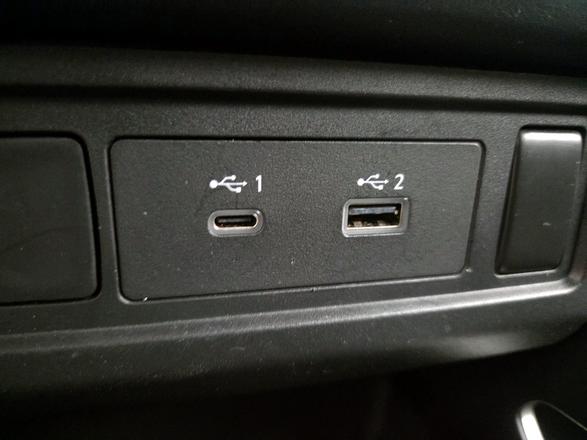 Thumbnail: 2022 Nissan Frontier - 18