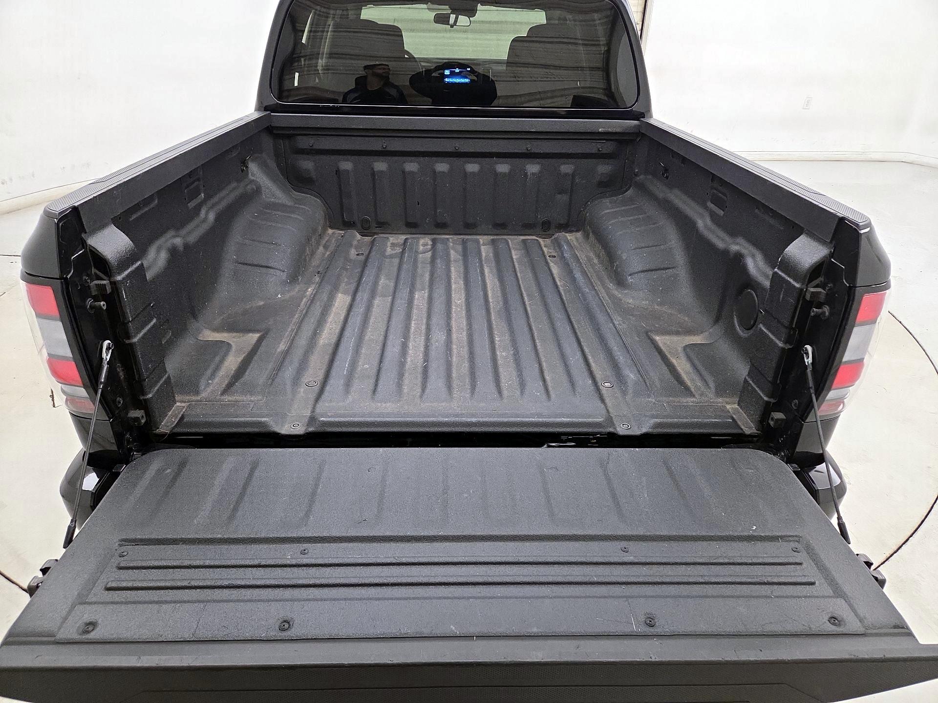 Thumbnail: 2022 Nissan Frontier - 20