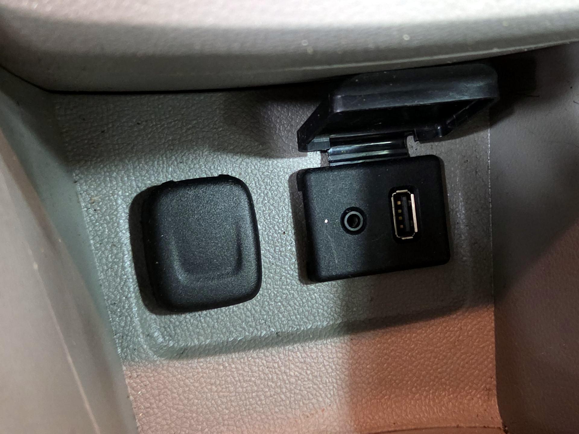 Thumbnail: 2016 Buick Encore - 18