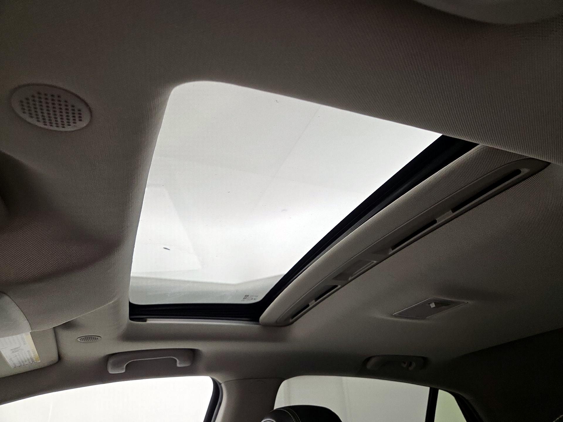 Thumbnail: 2016 Buick Encore - 19