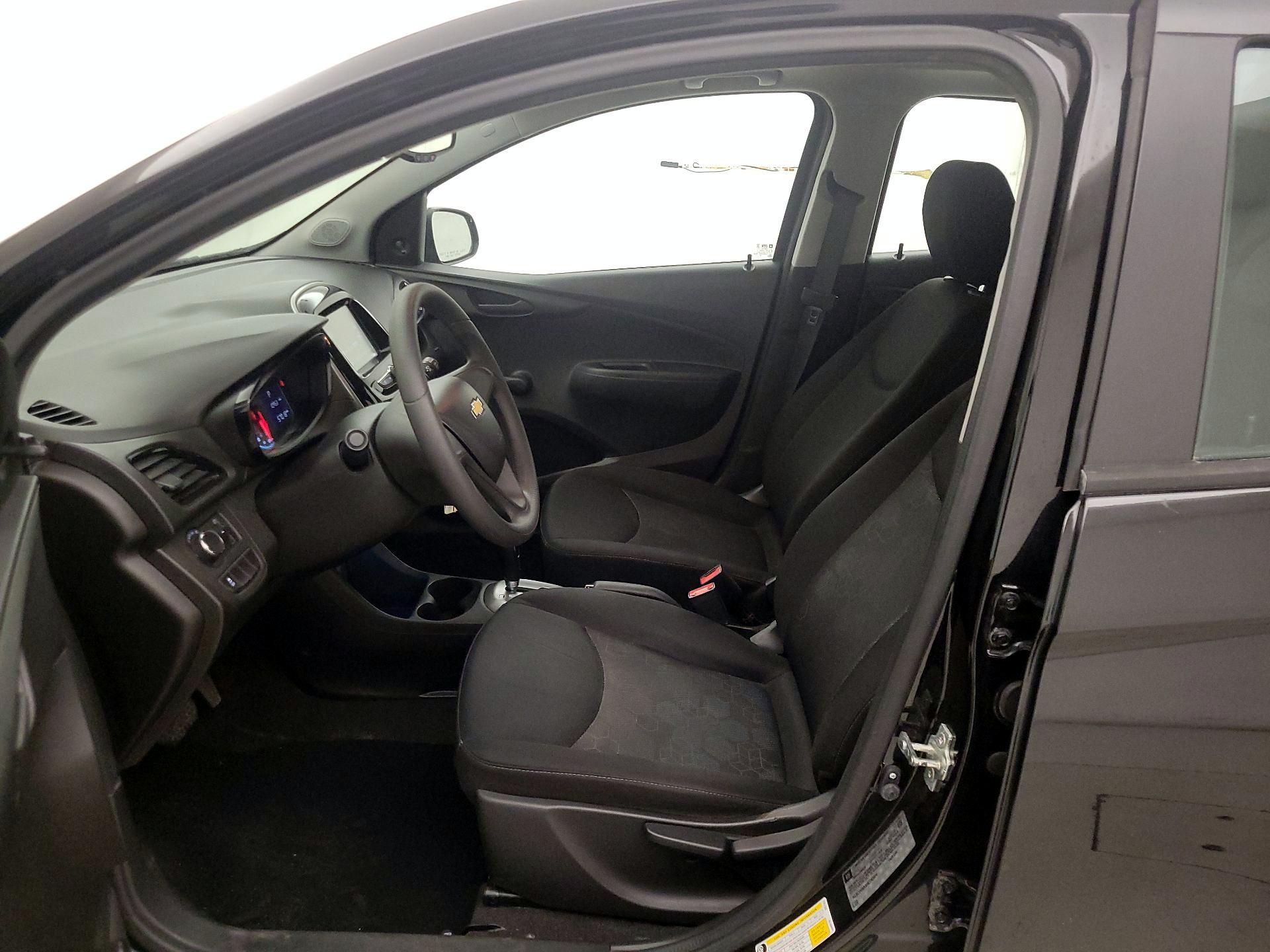 Thumbnail: 2017 Chevrolet Spark - 11