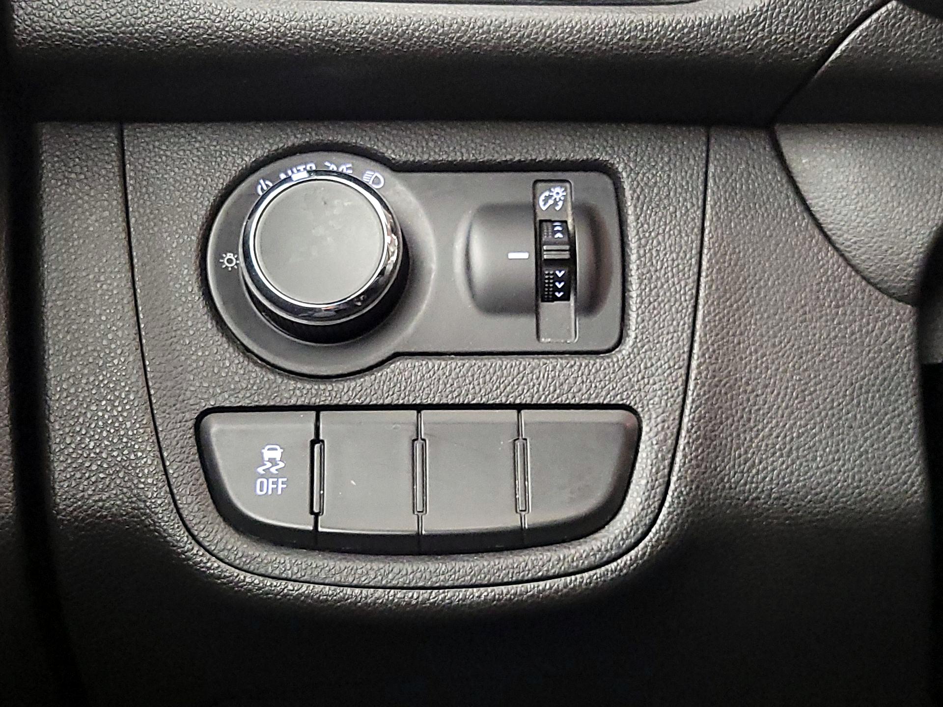 Thumbnail: 2017 Chevrolet Spark - 13