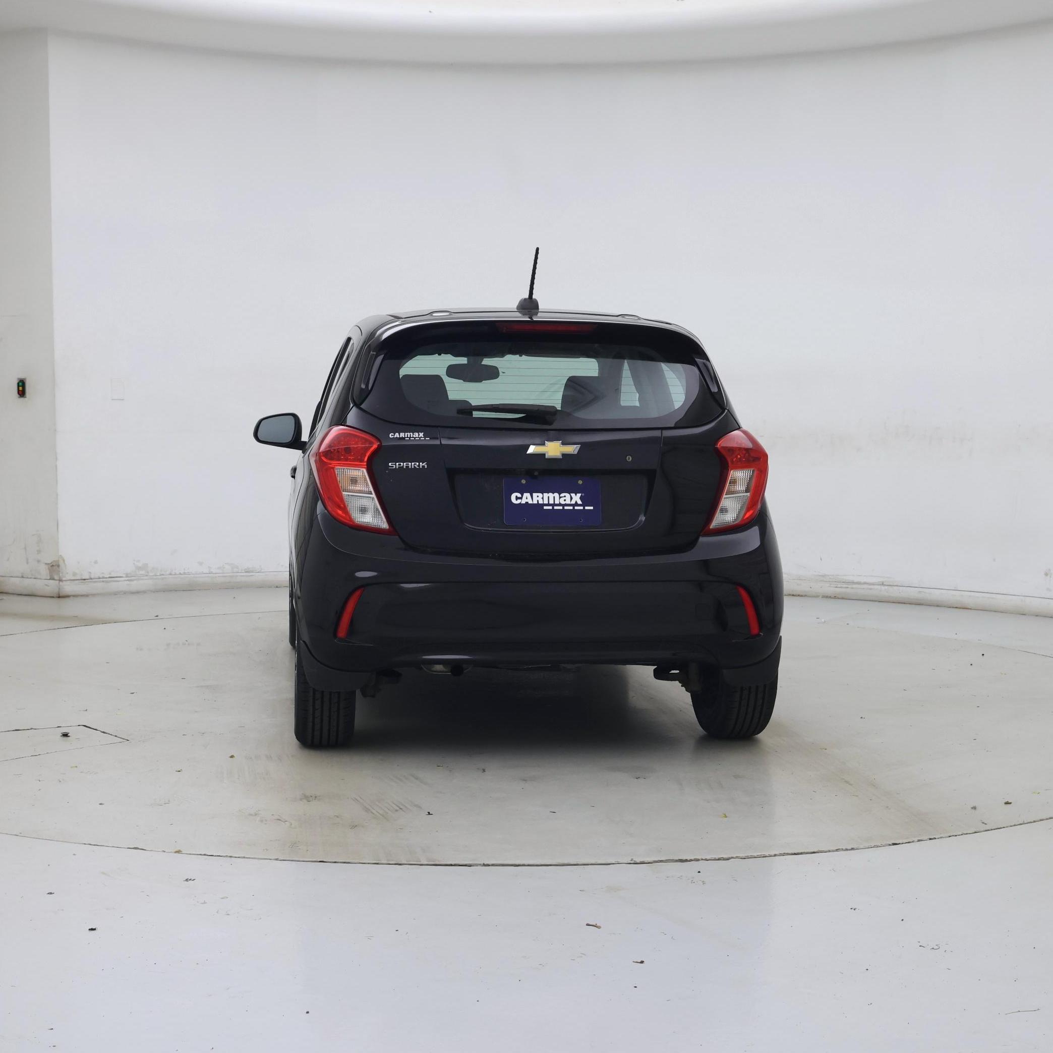 Thumbnail: 2017 Chevrolet Spark - 6