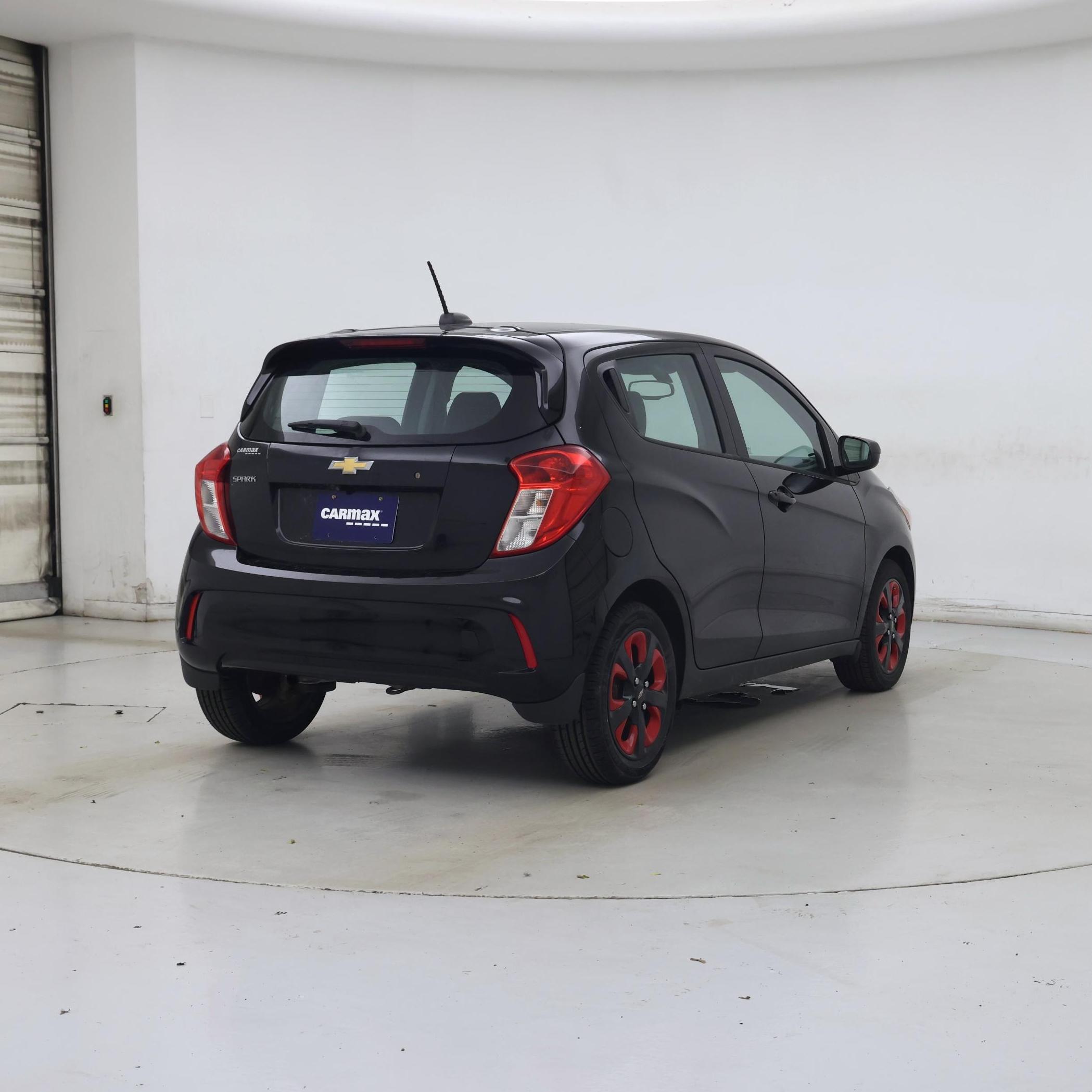 Thumbnail: 2017 Chevrolet Spark - 8