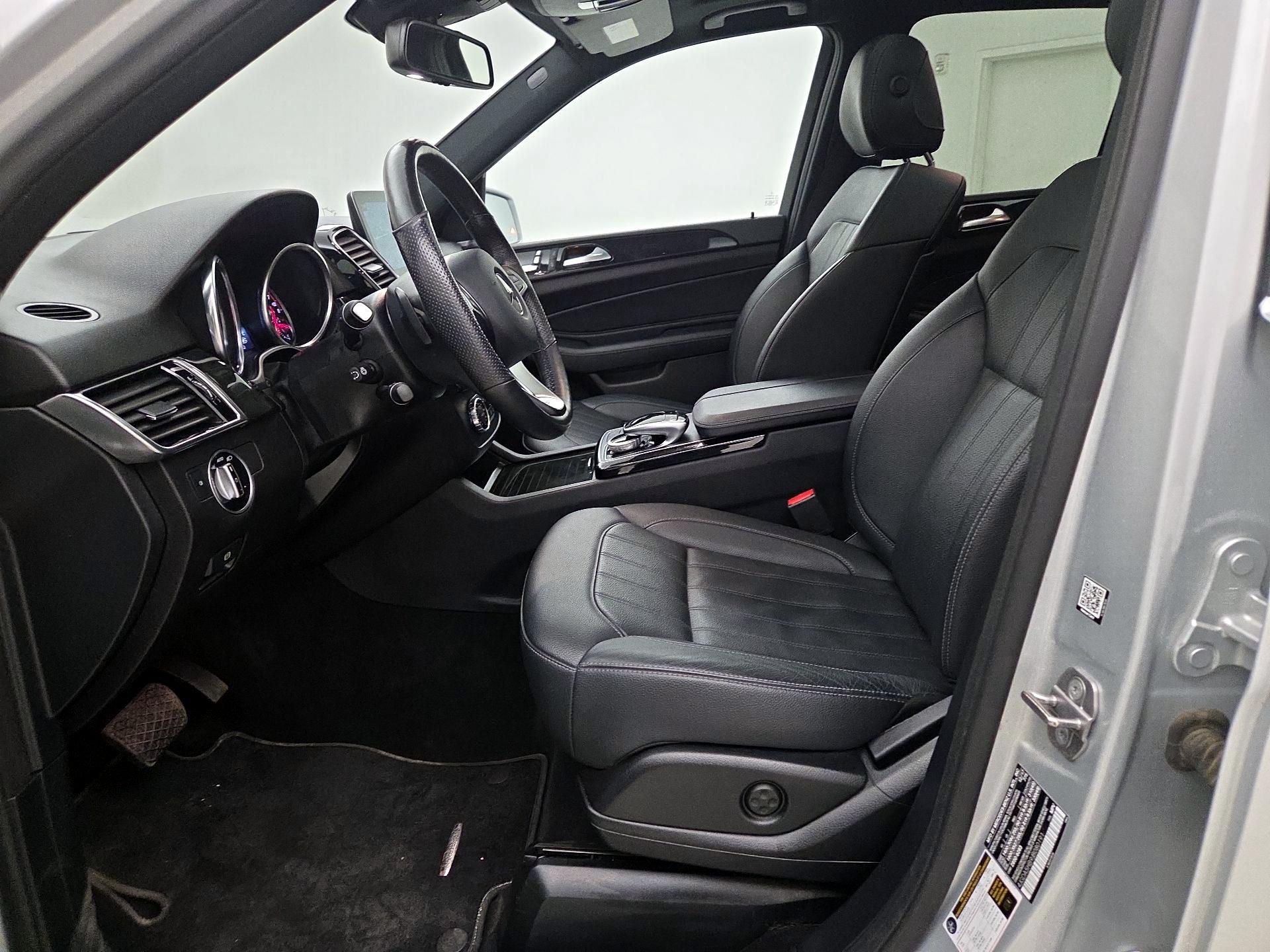 Thumbnail: 2018 Mercedes-Benz GLE - 11