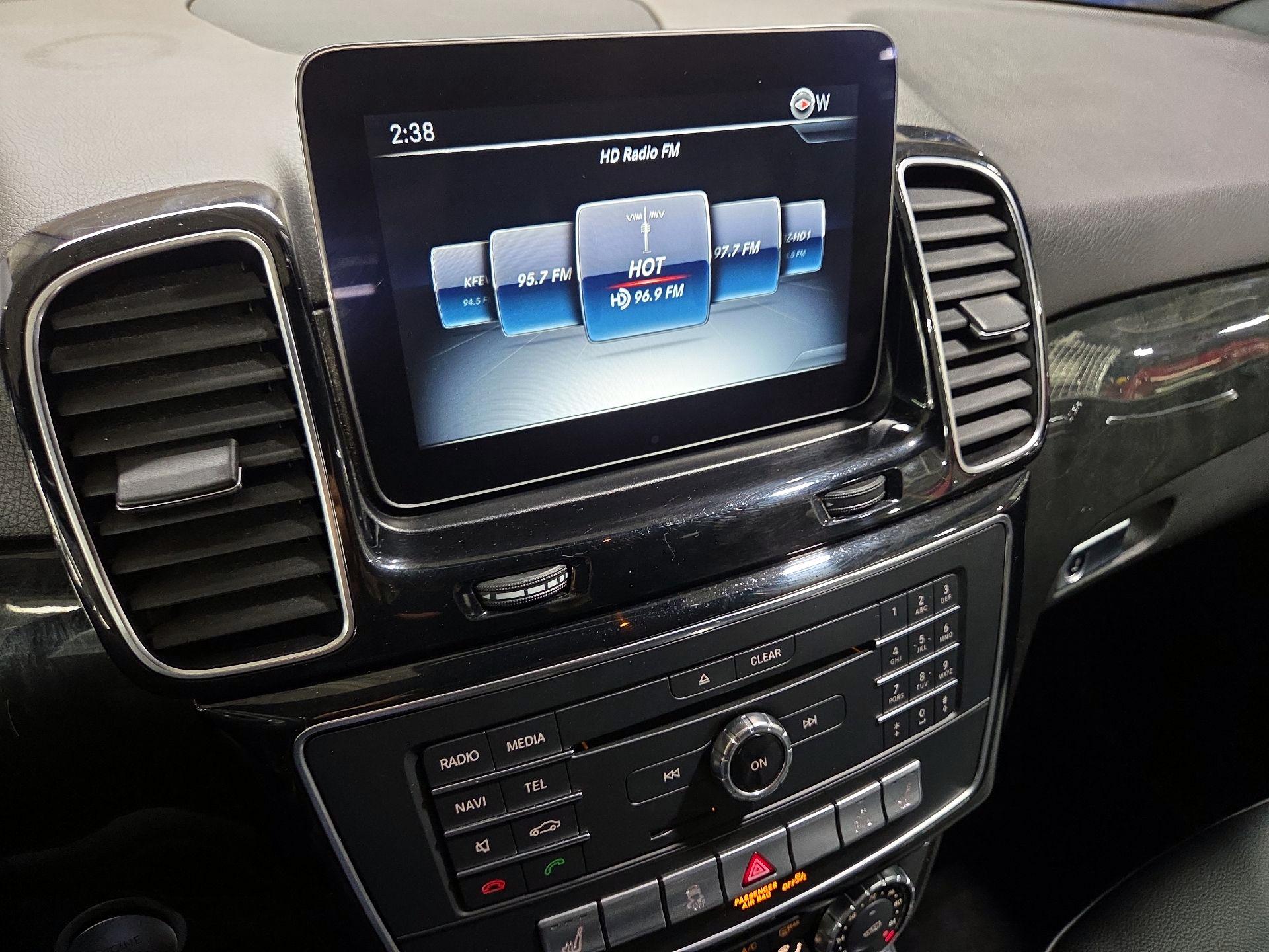 Thumbnail: 2018 Mercedes-Benz GLE - 16