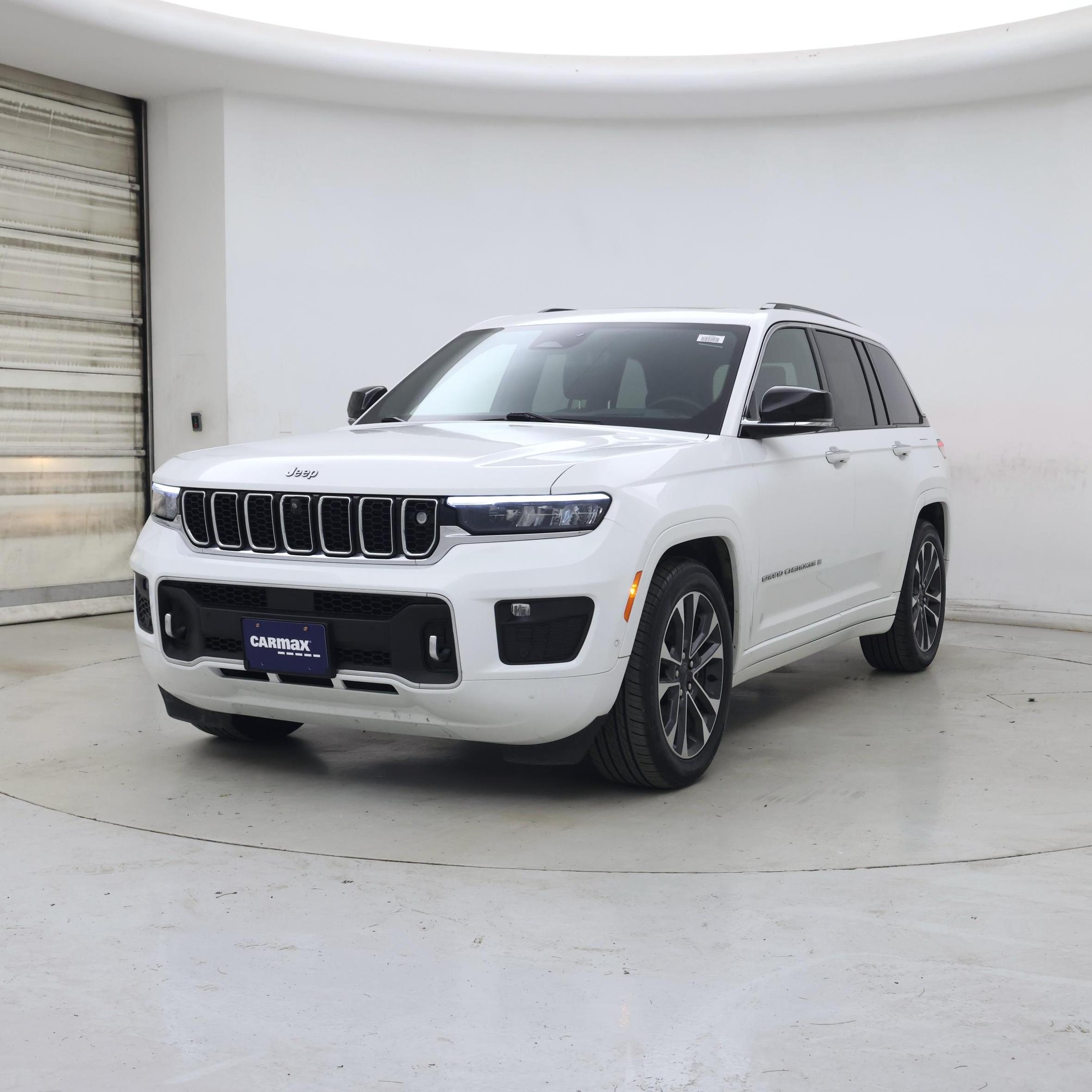 Thumbnail: 2023 Jeep Grand Cherokee - 4